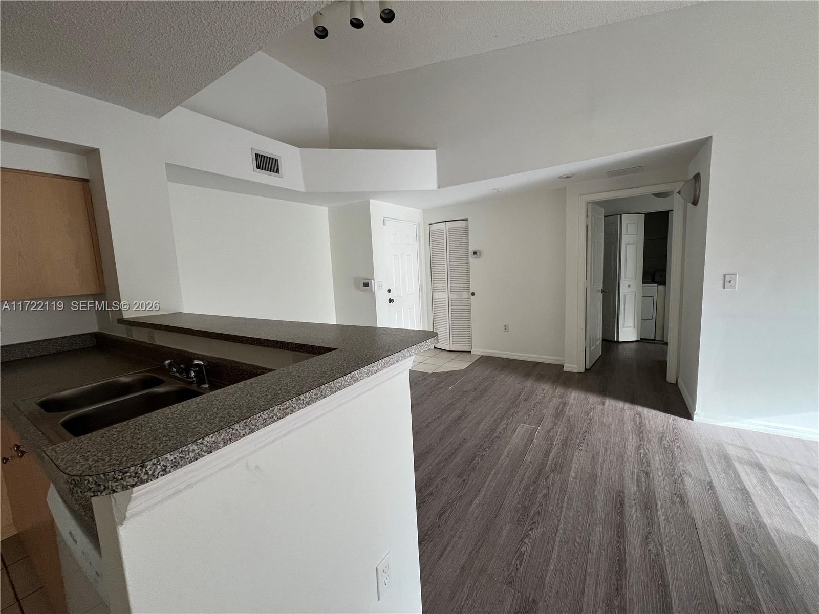 EL-AD RESIDENCES AT MIRAMA - Residential