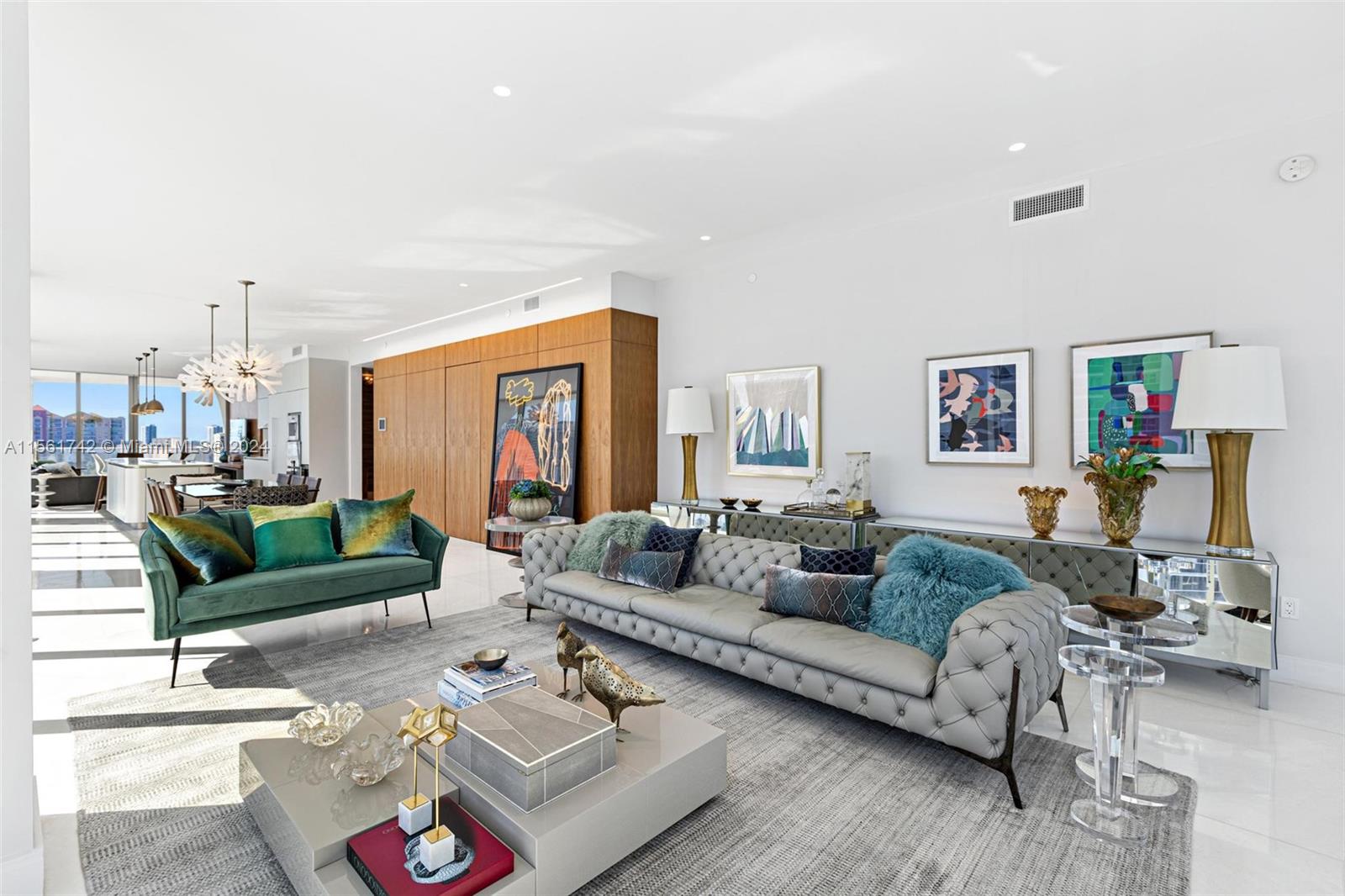 JADE SIGNATURE CONDO - Residential