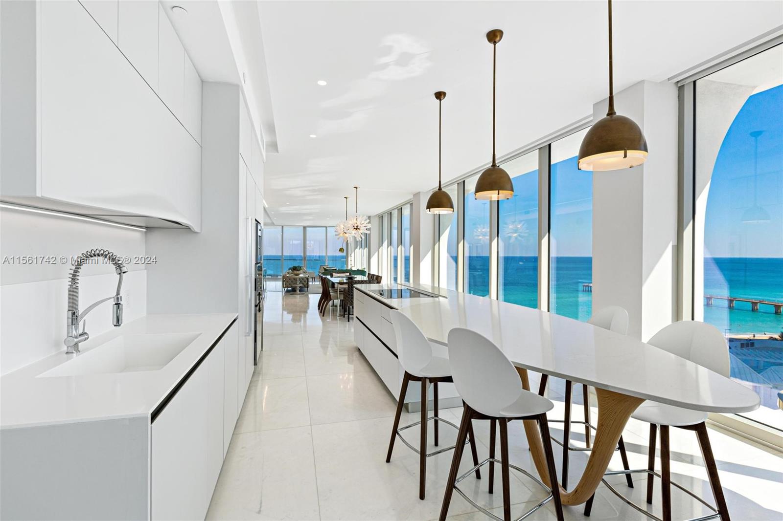 JADE SIGNATURE CONDO - Residential