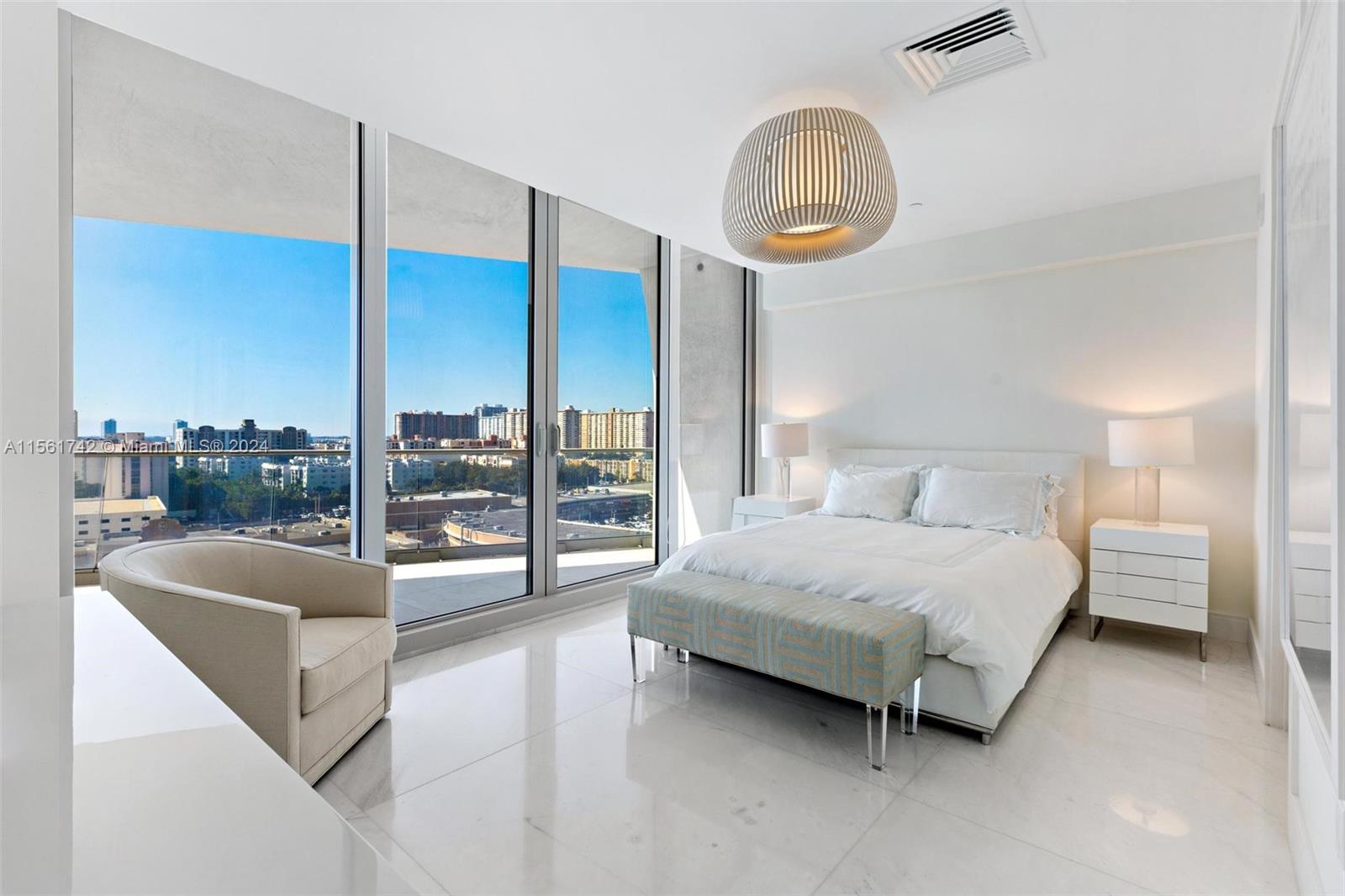 JADE SIGNATURE CONDO - Residential