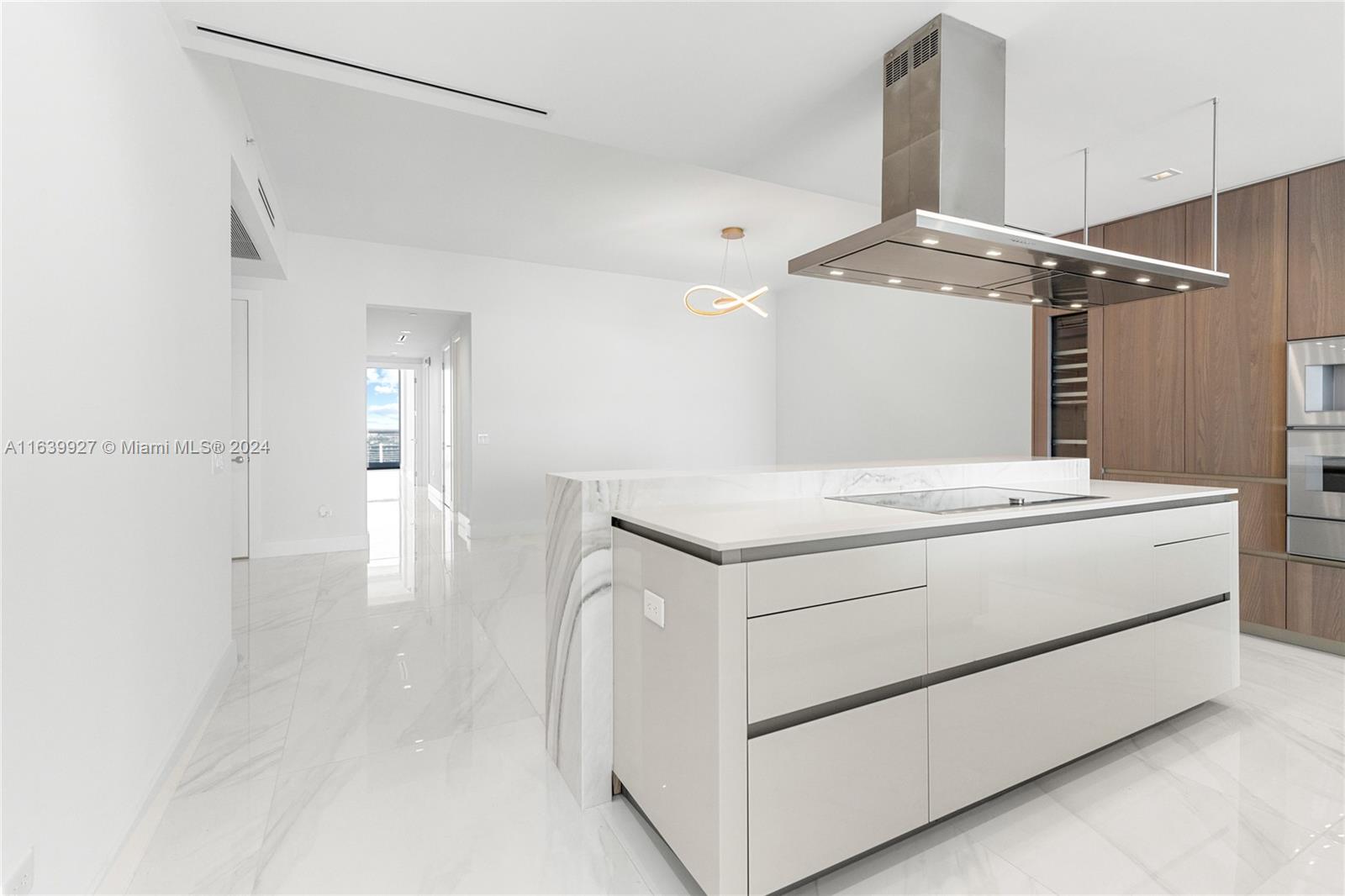 NORTH BISCAYNE BEACH AMEN - Residential Lease
