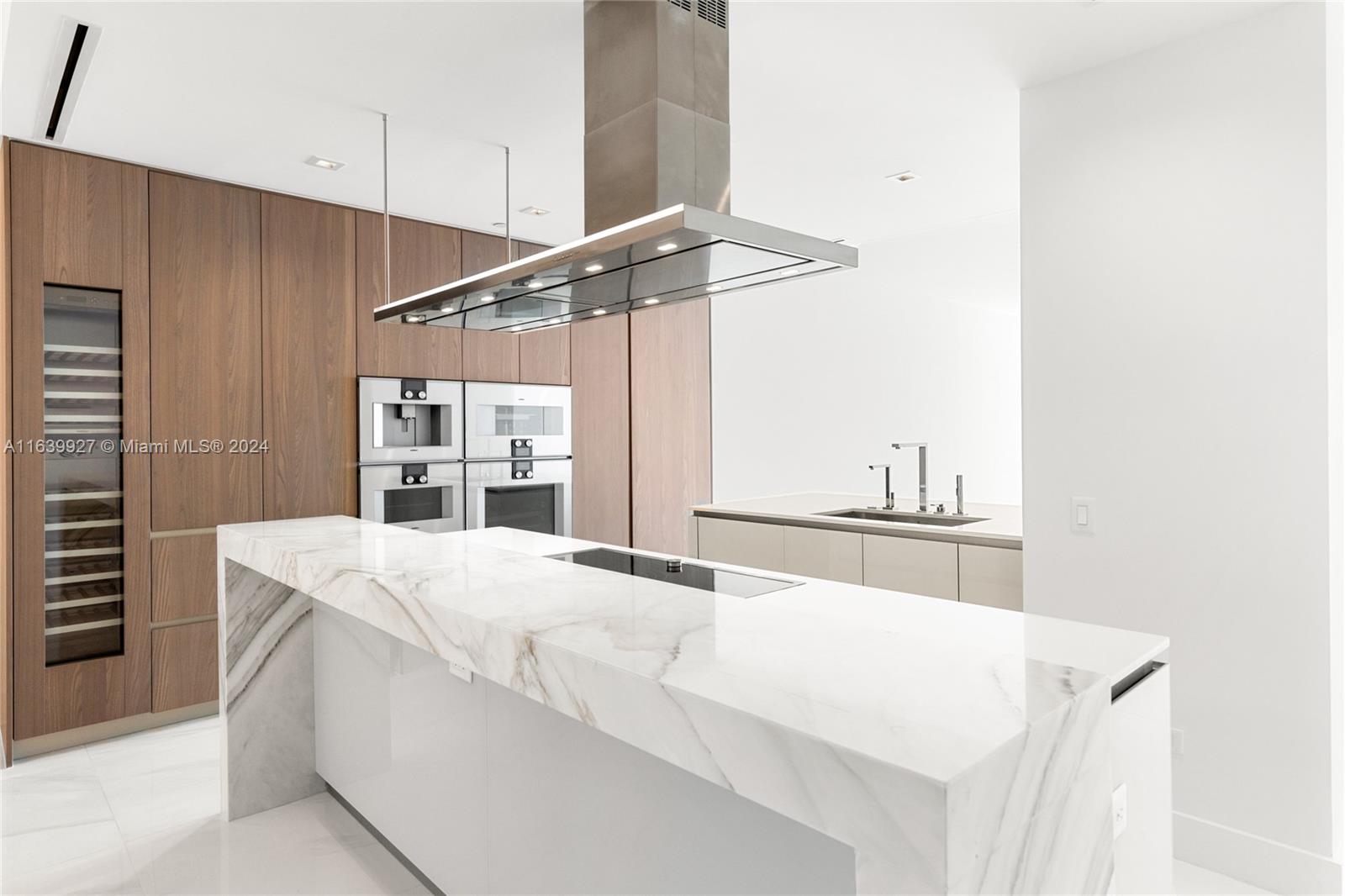 NORTH BISCAYNE BEACH AMEN - Residential Lease