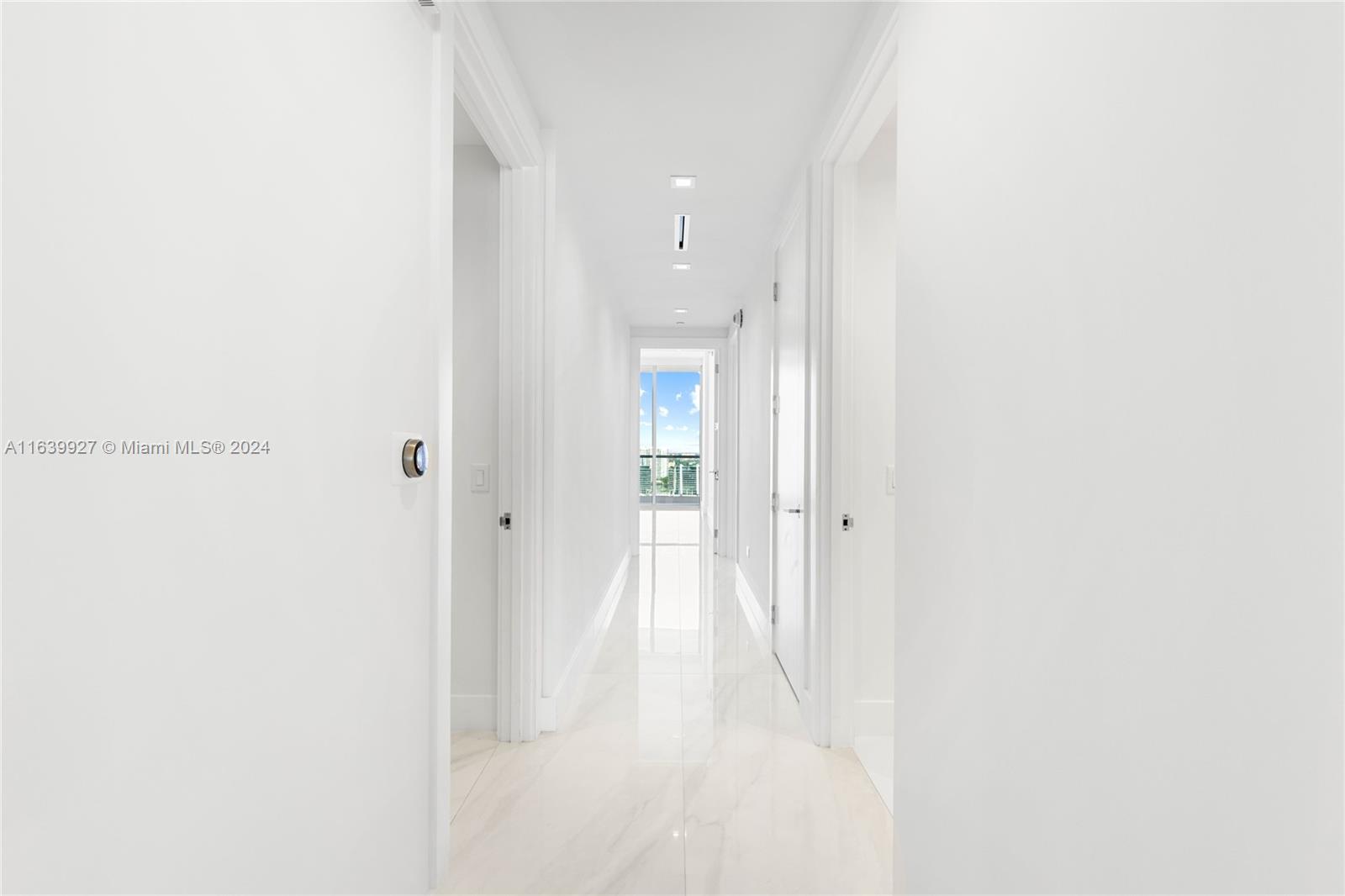 NORTH BISCAYNE BEACH AMEN - Residential Lease