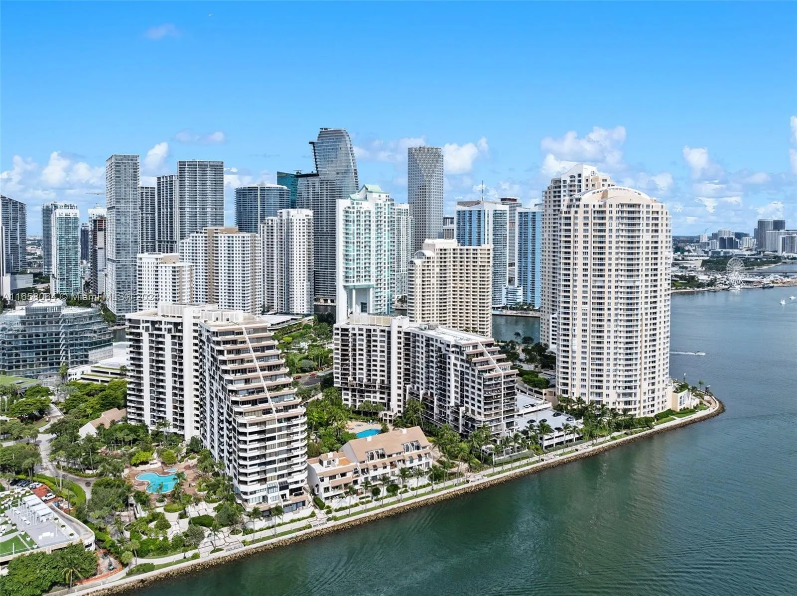 Miami, Florida 33131, United States, 2 Bedrooms Bedrooms, ,2 BathroomsBathrooms,Residential,Active,43510