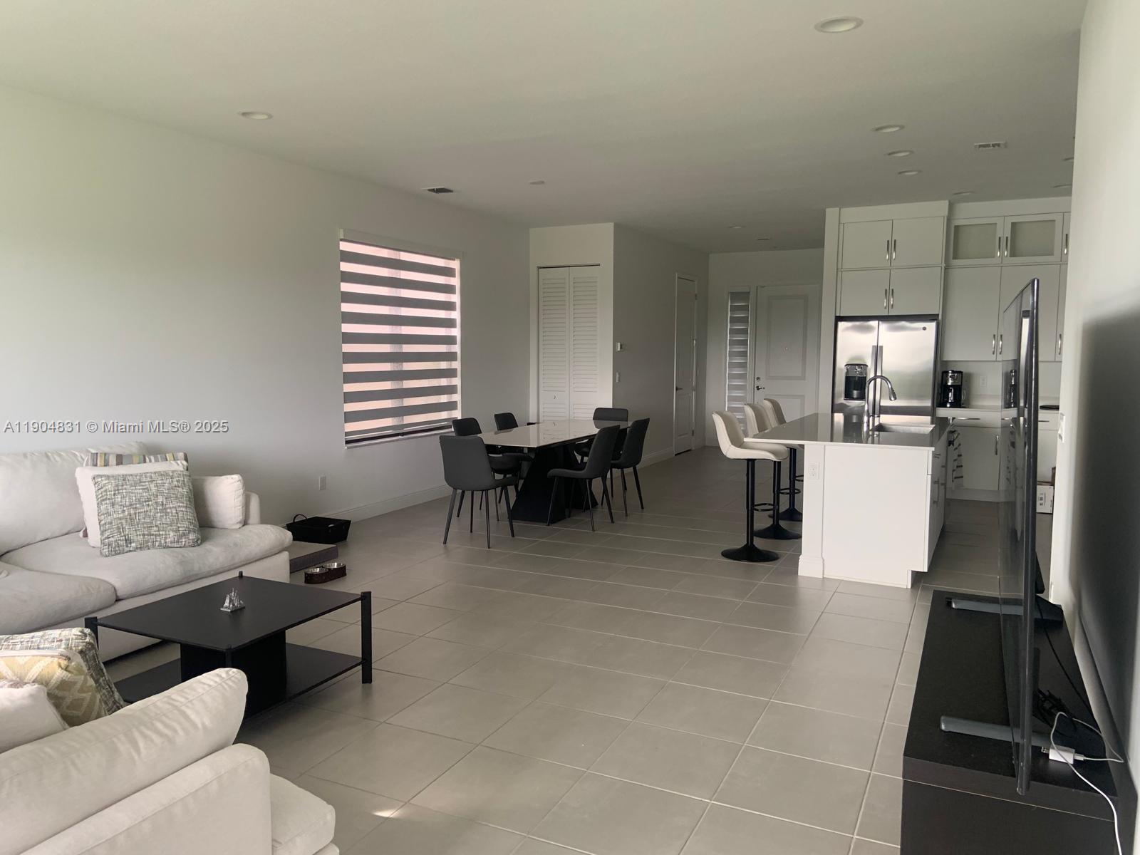 SKY COVE SOUTH PHASE 1 B - Residential Lease