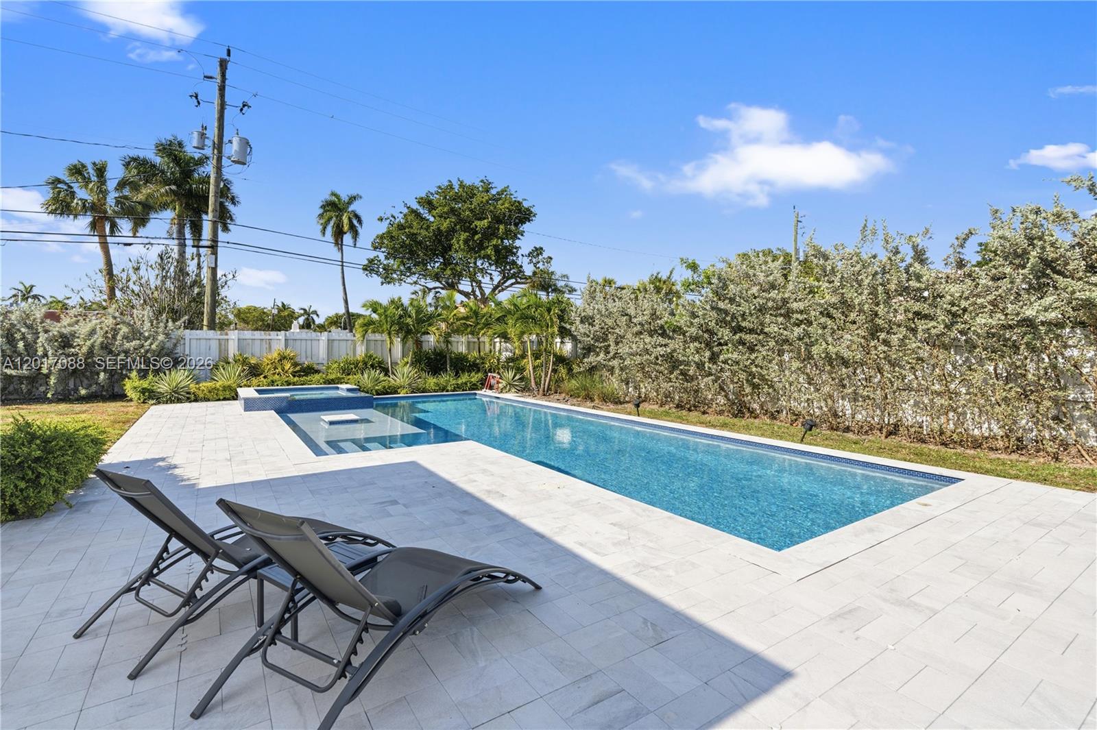 HOLLYWOOD - Residential Lease