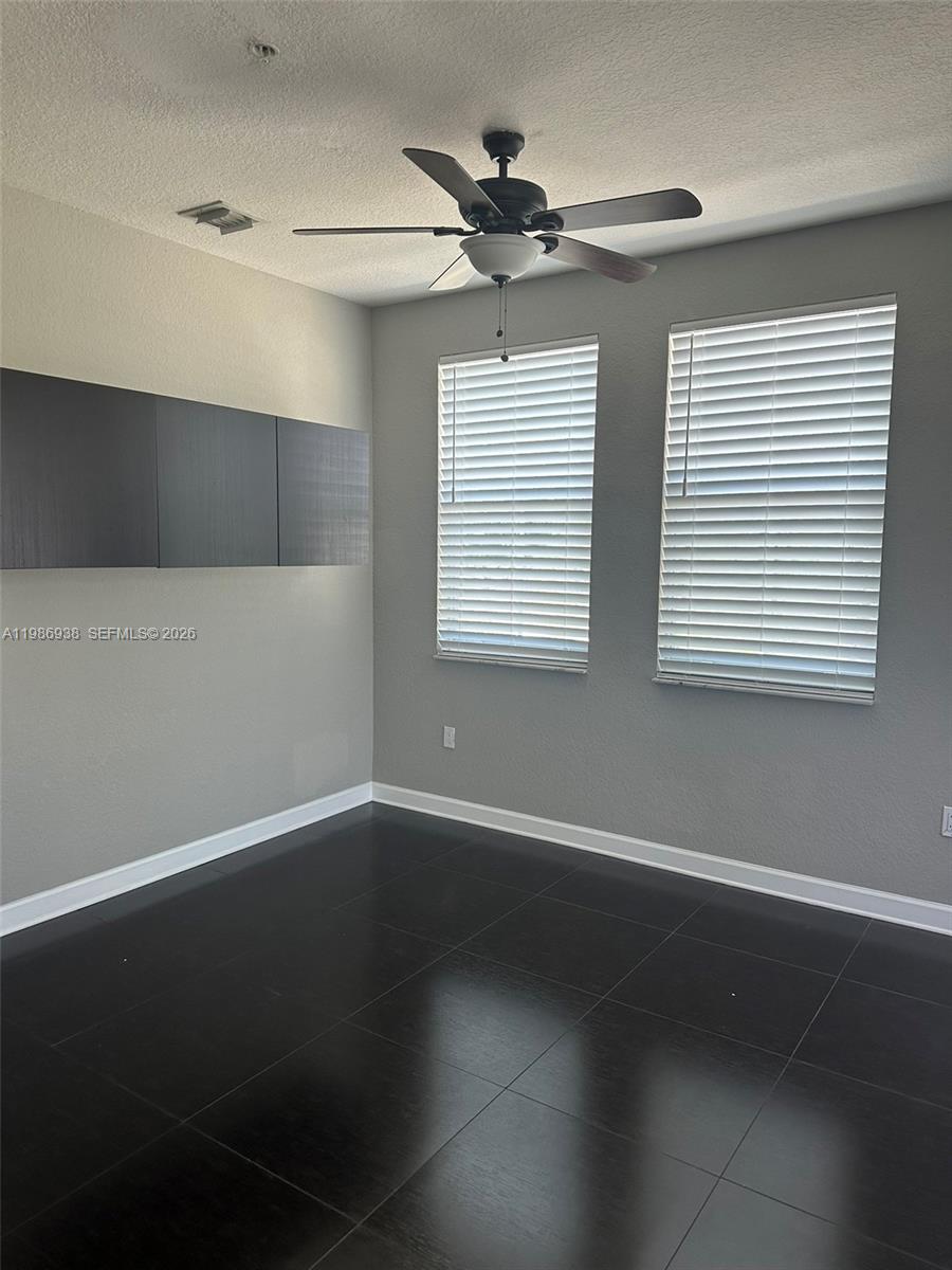 COURTYARDS THREE CONDO - Residential