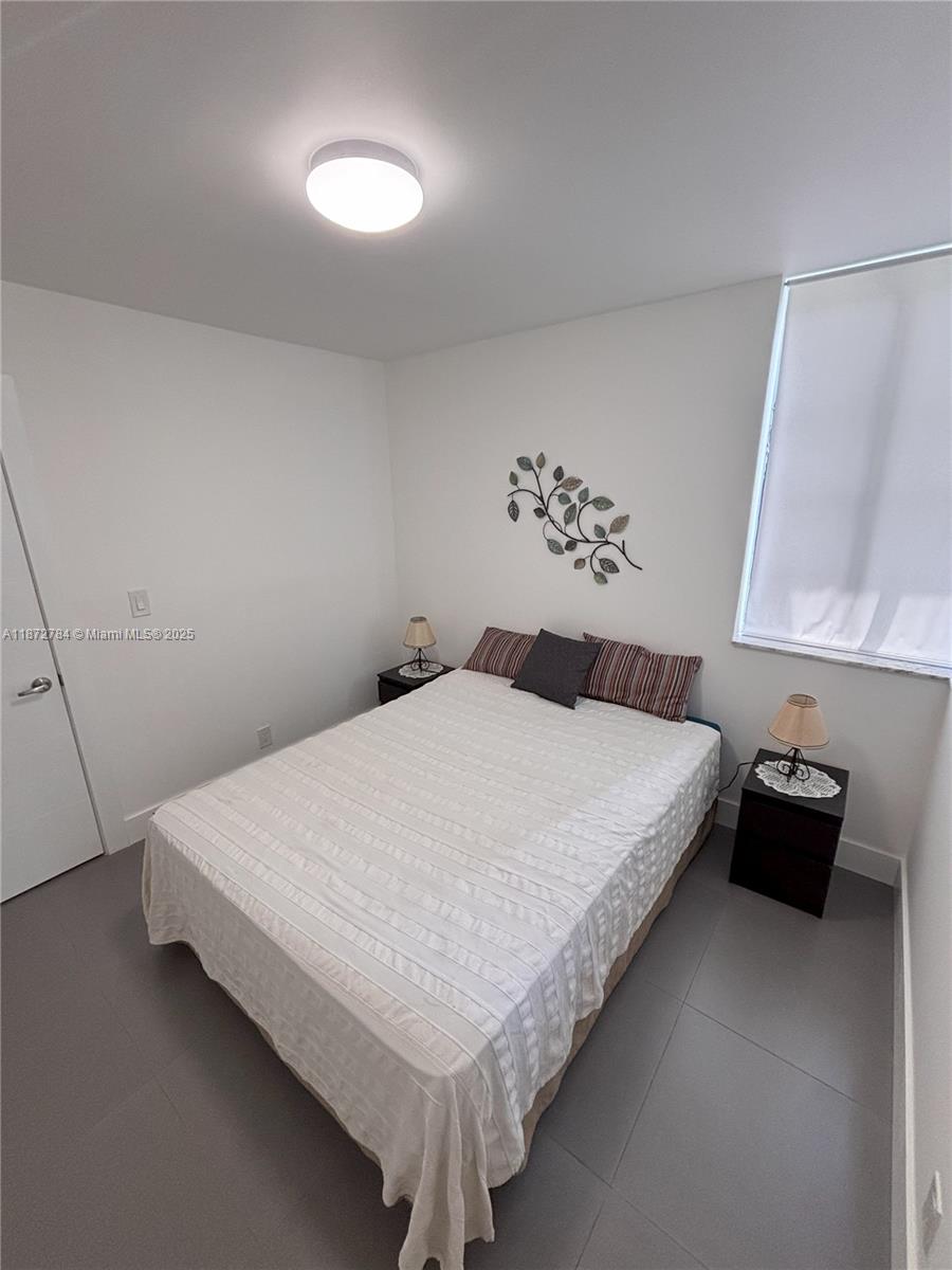 RIVERS EDGE AT OAKWOOD - Residential Lease