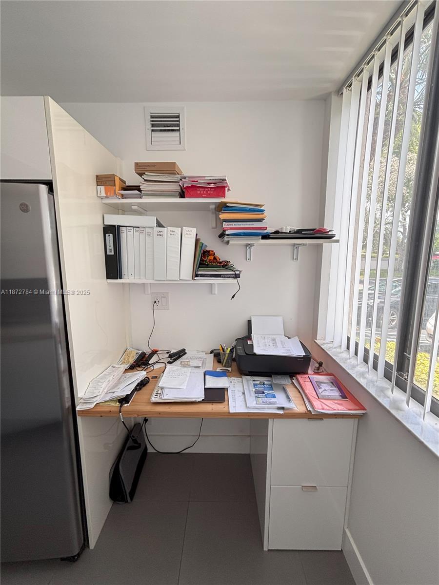 RIVERS EDGE AT OAKWOOD - Residential Lease