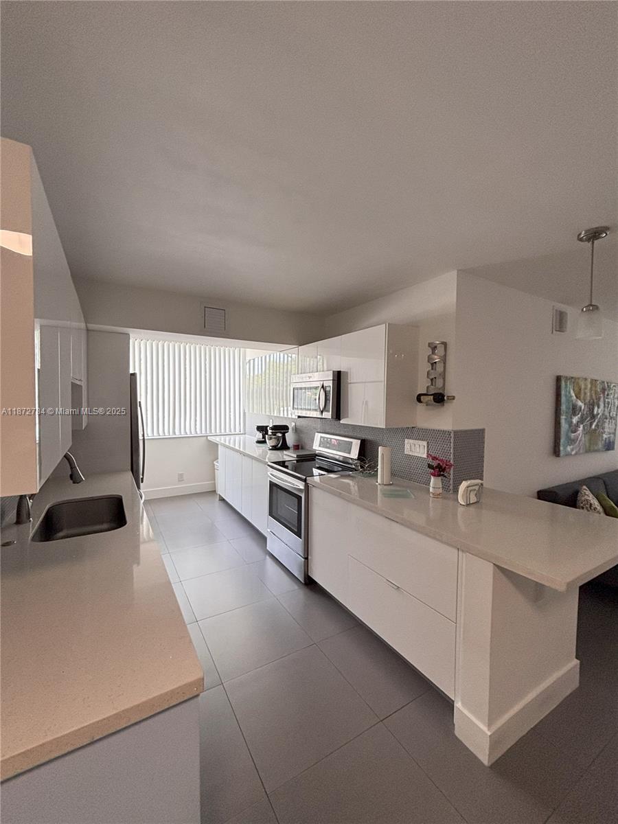 RIVERS EDGE AT OAKWOOD - Residential Lease