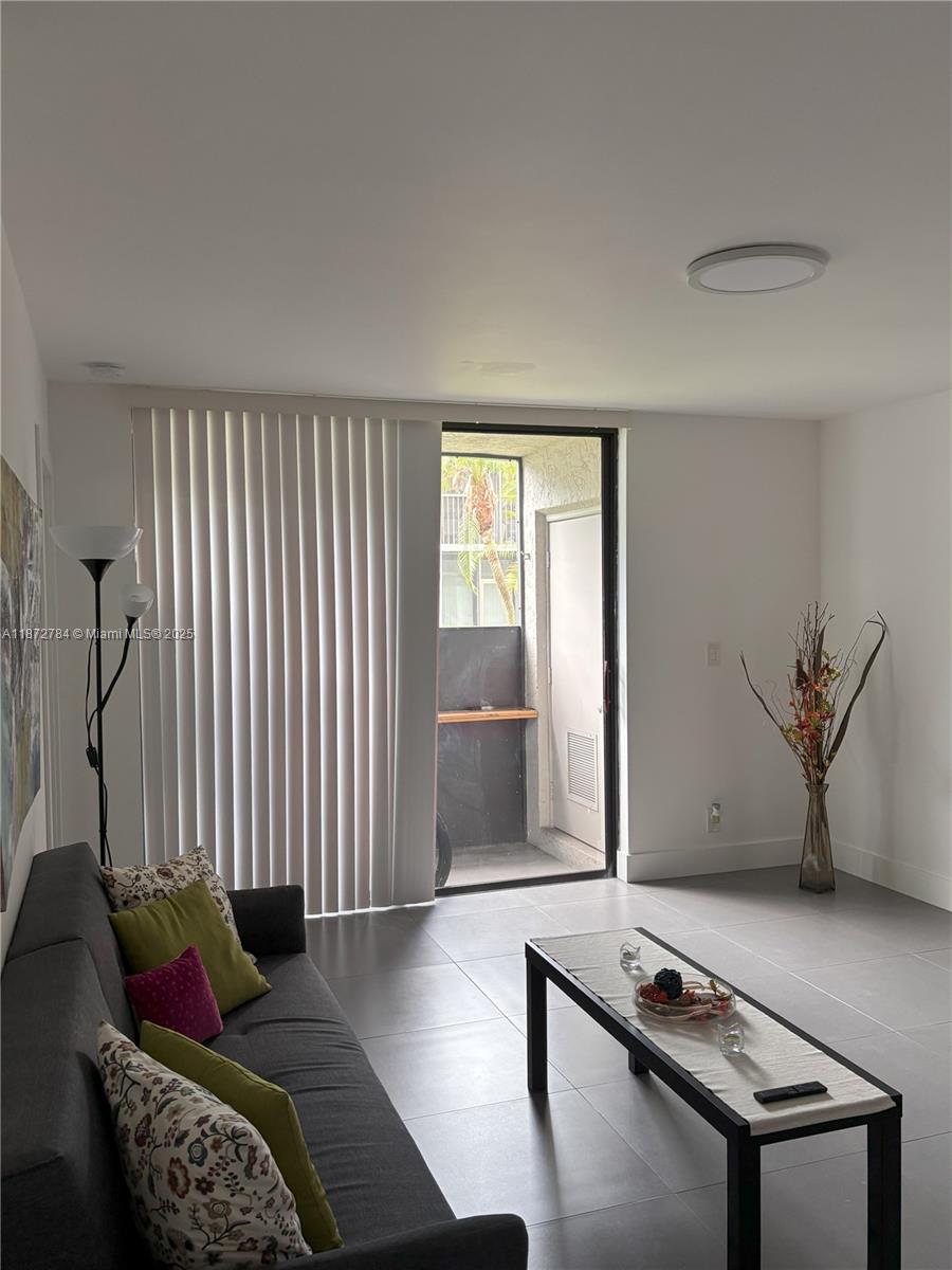 RIVERS EDGE AT OAKWOOD - Residential Lease