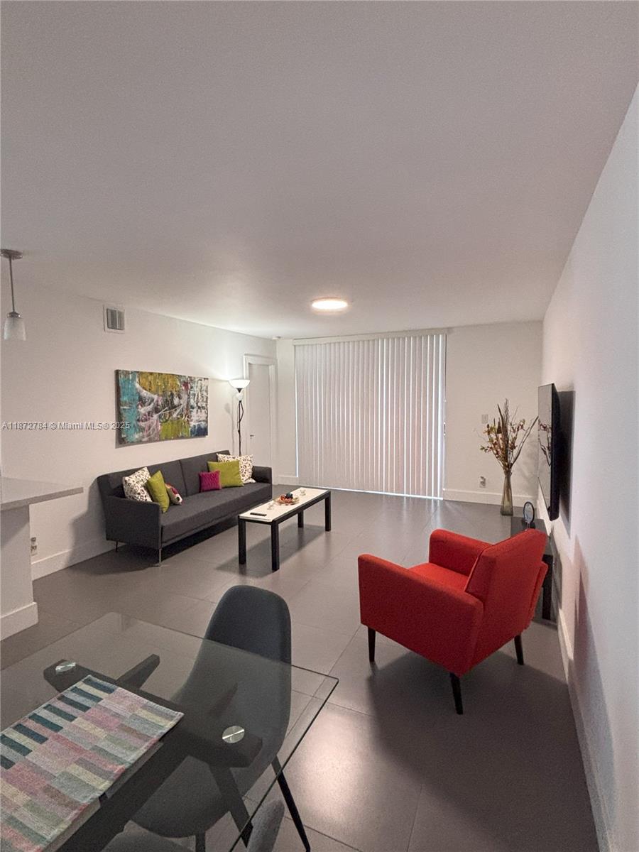 RIVERS EDGE AT OAKWOOD - Residential Lease