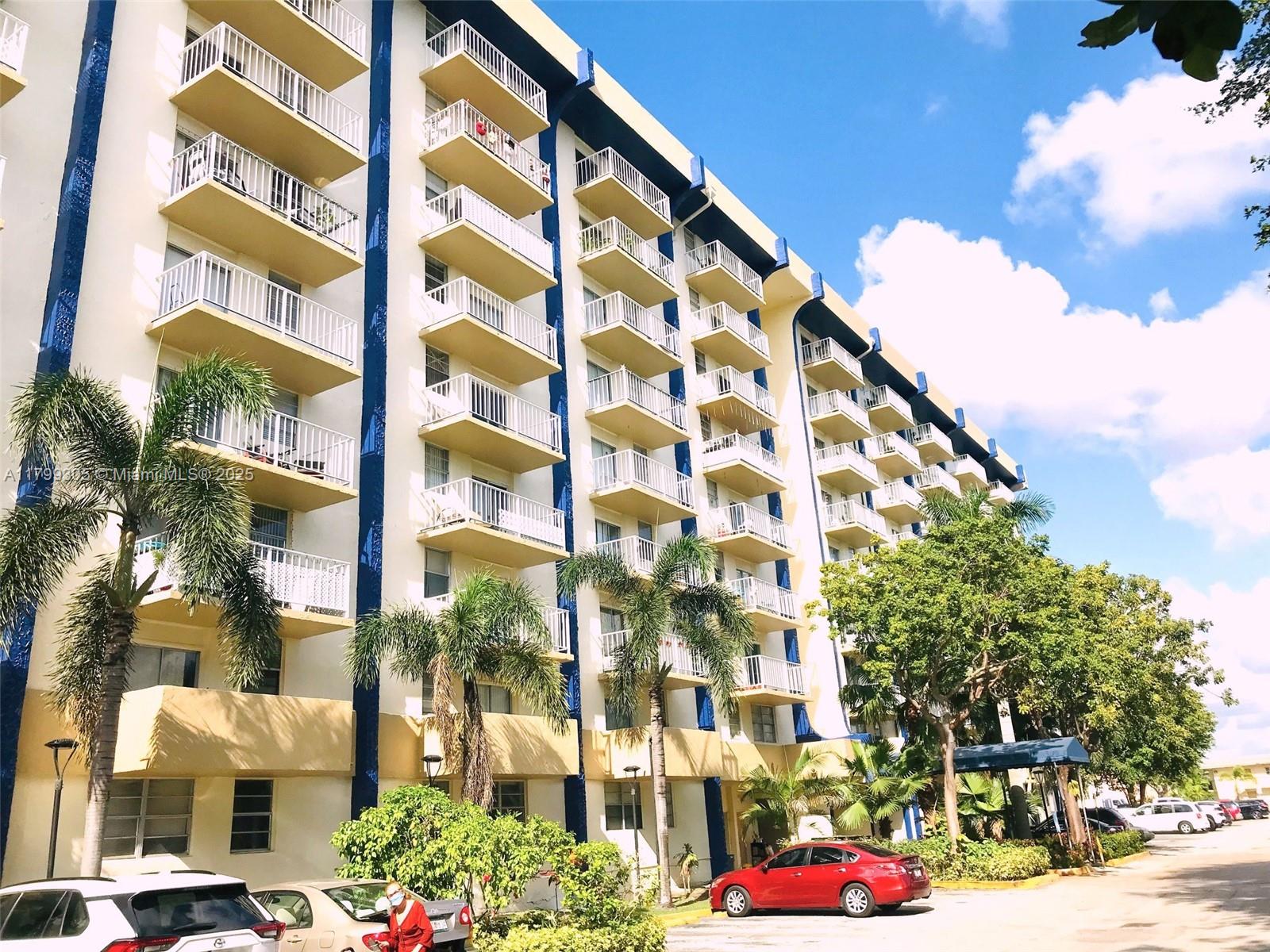 4550 Nw 9th St 903E, Miami, Broward County, Florida - 1 Bedrooms  
1 Bathrooms - 