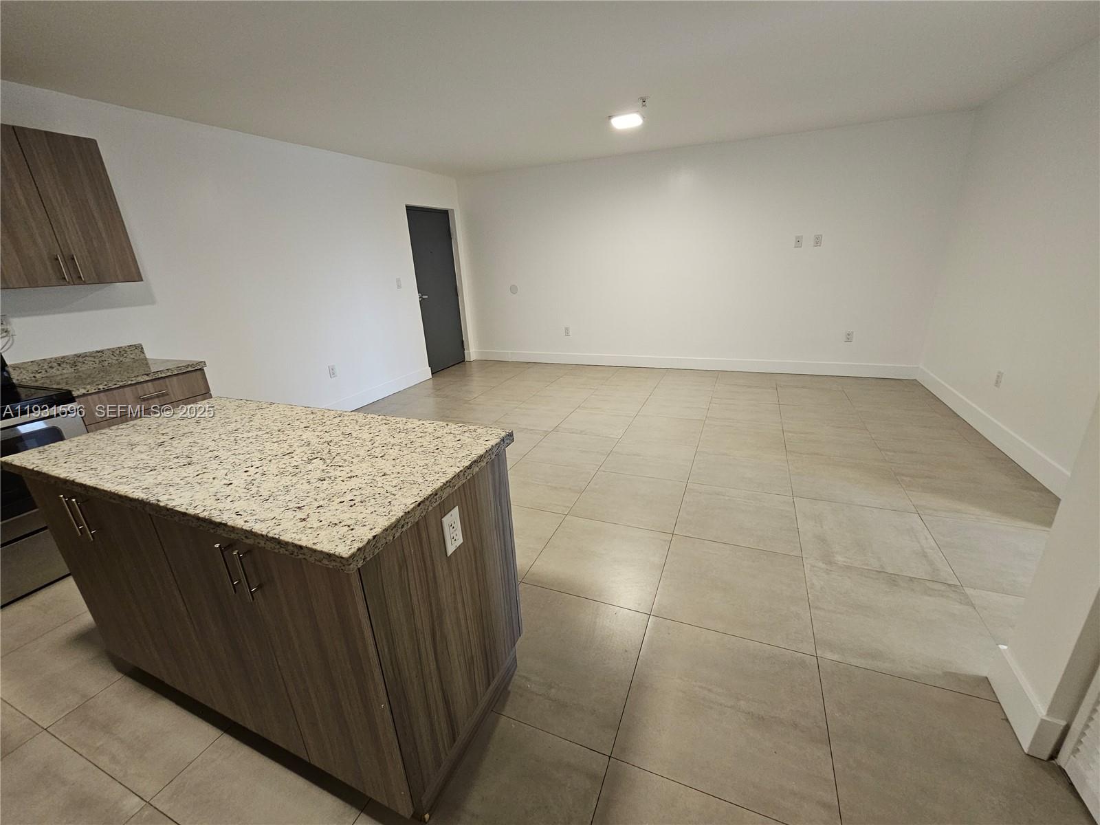 WEST FLAGLER PK SEC B - Residential Lease