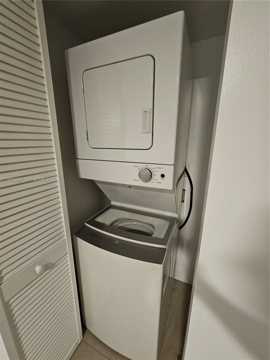 WEST FLAGLER PK SEC B - Residential Lease