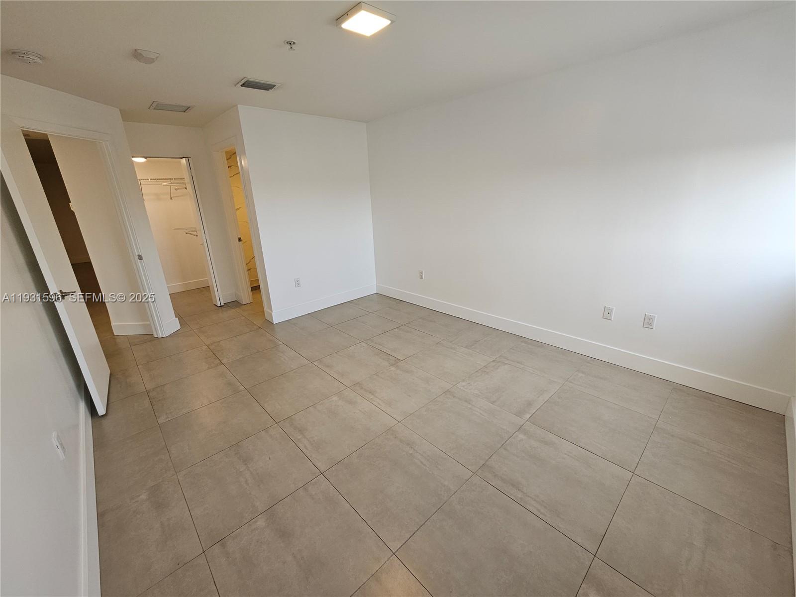 WEST FLAGLER PK SEC B - Residential Lease