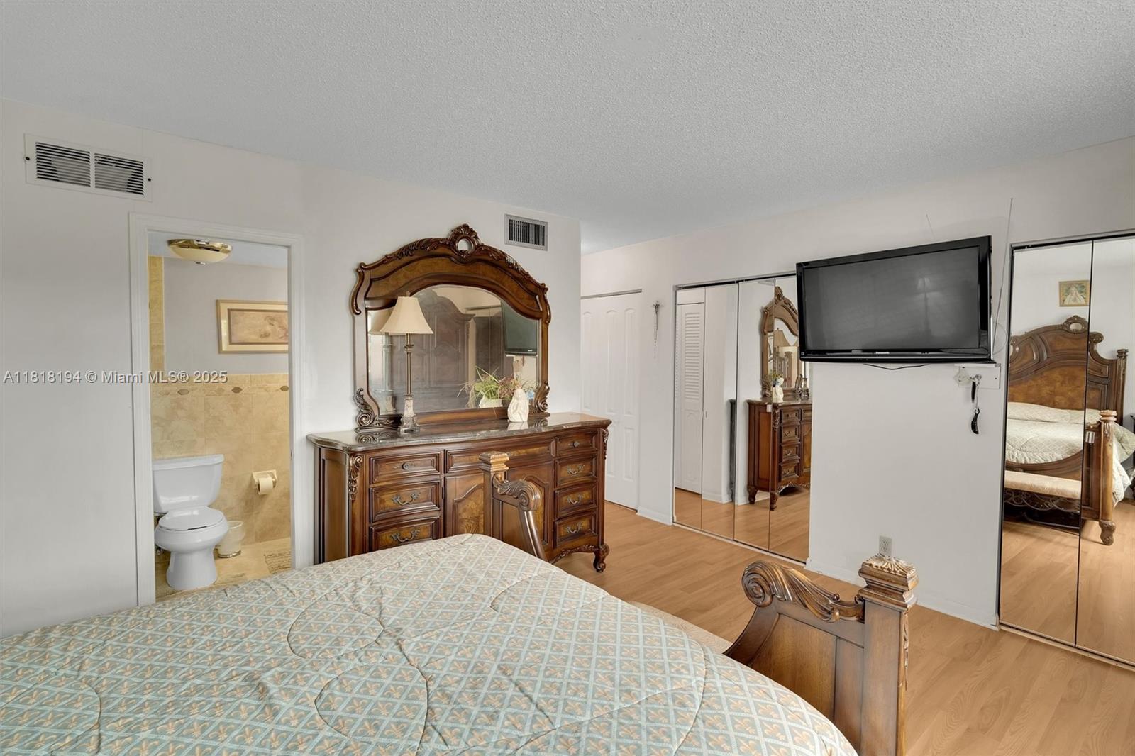 MEADOWBROOK LAKES CONDO - Residential