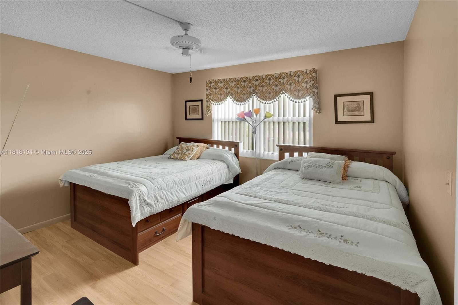 MEADOWBROOK LAKES CONDO - Residential