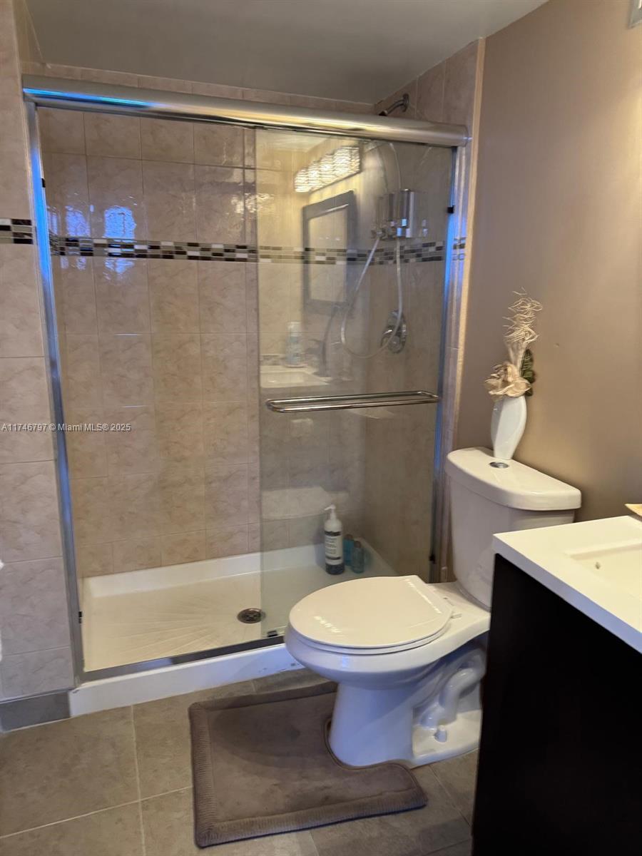 AVANT GARDE CONDO - Residential