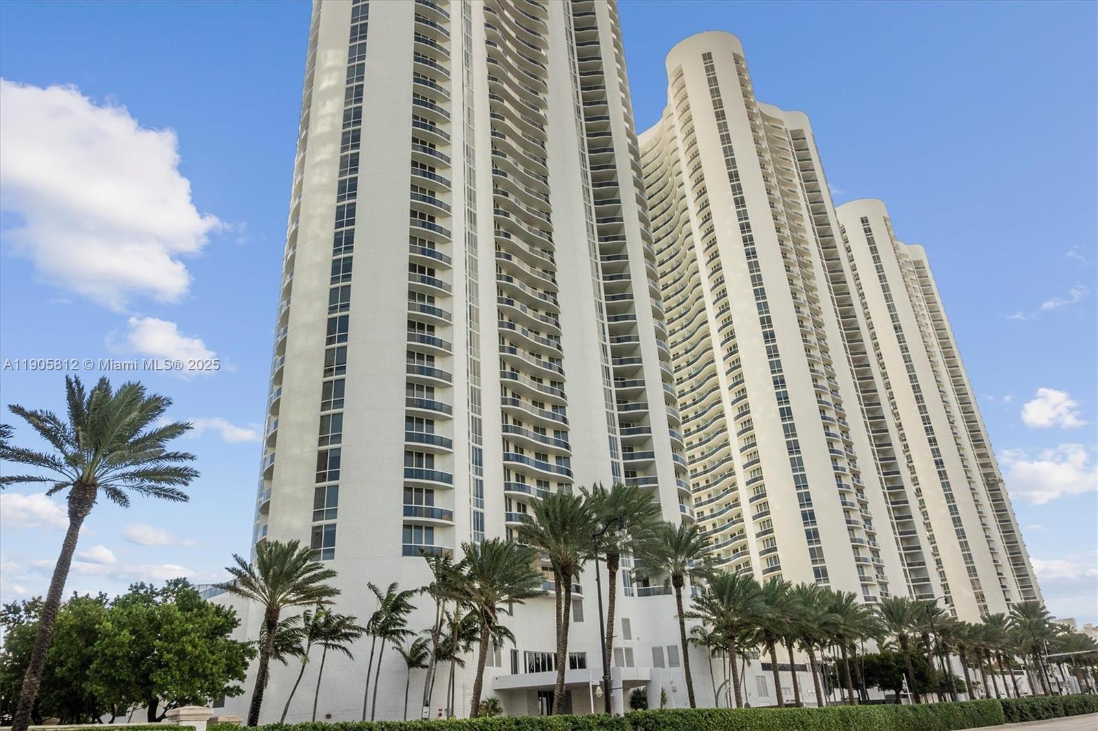 View photos, virtual tours, details... 15811 Collins Ave 3405
