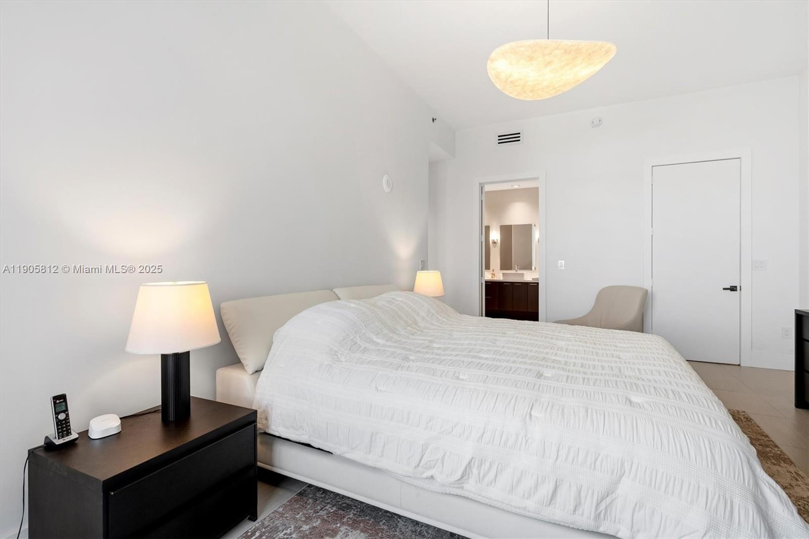 TDR TOWER III CONDO - Residential