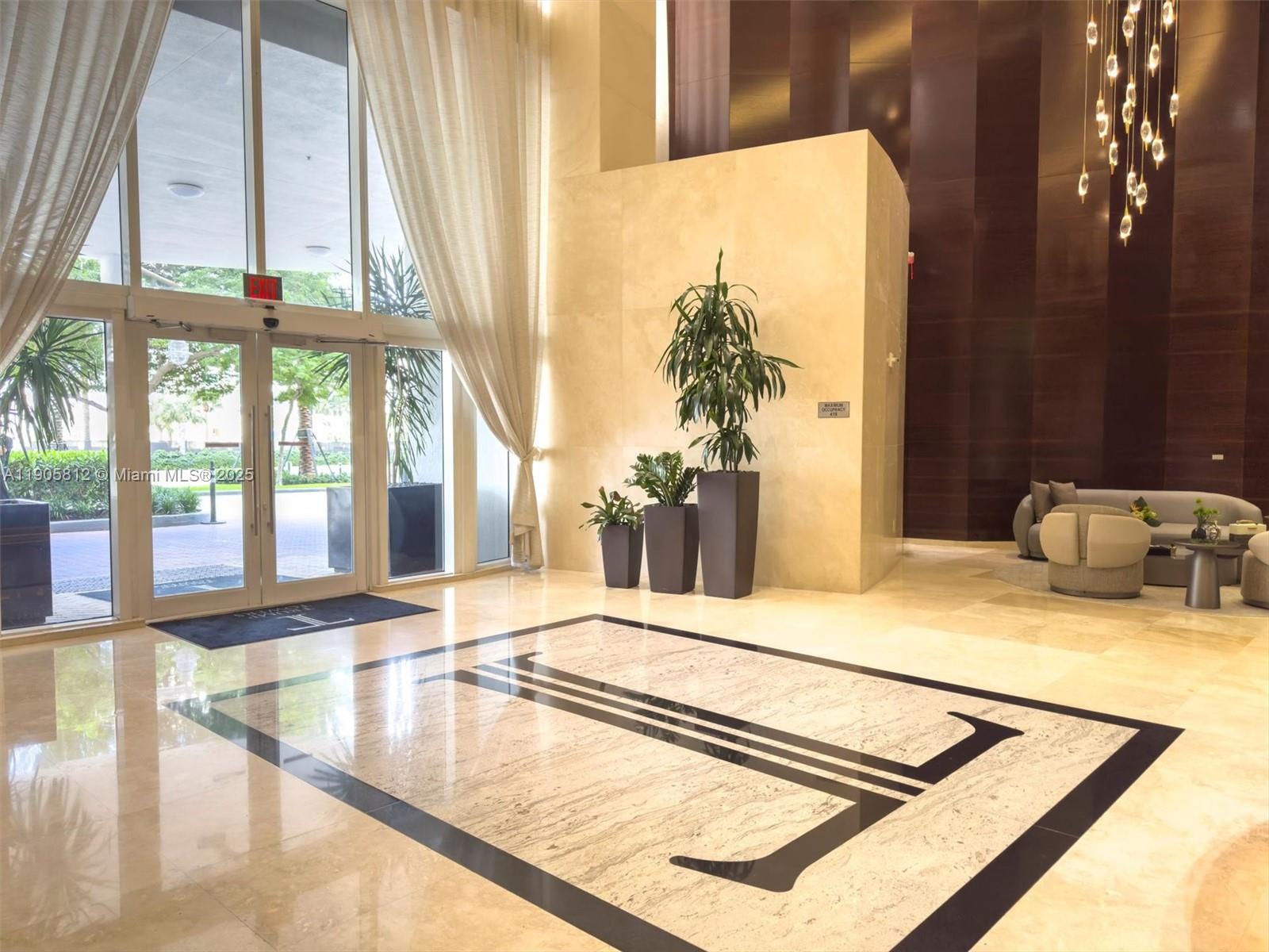 TDR TOWER III CONDO - Residential