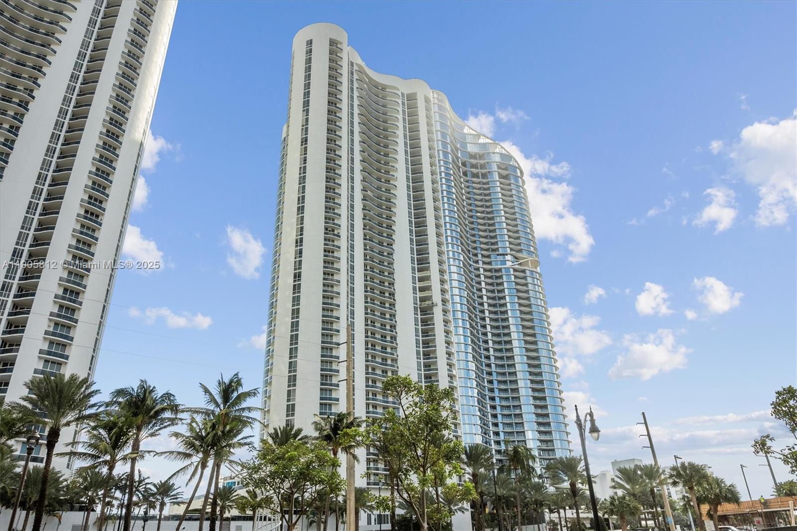 View photos, virtual tours, details... 15811 Collins Ave 3405