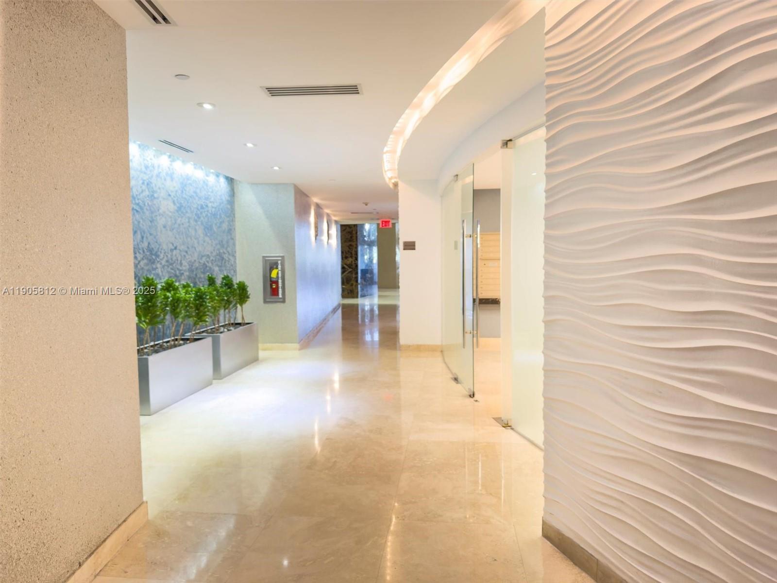 TDR TOWER III CONDO - Residential