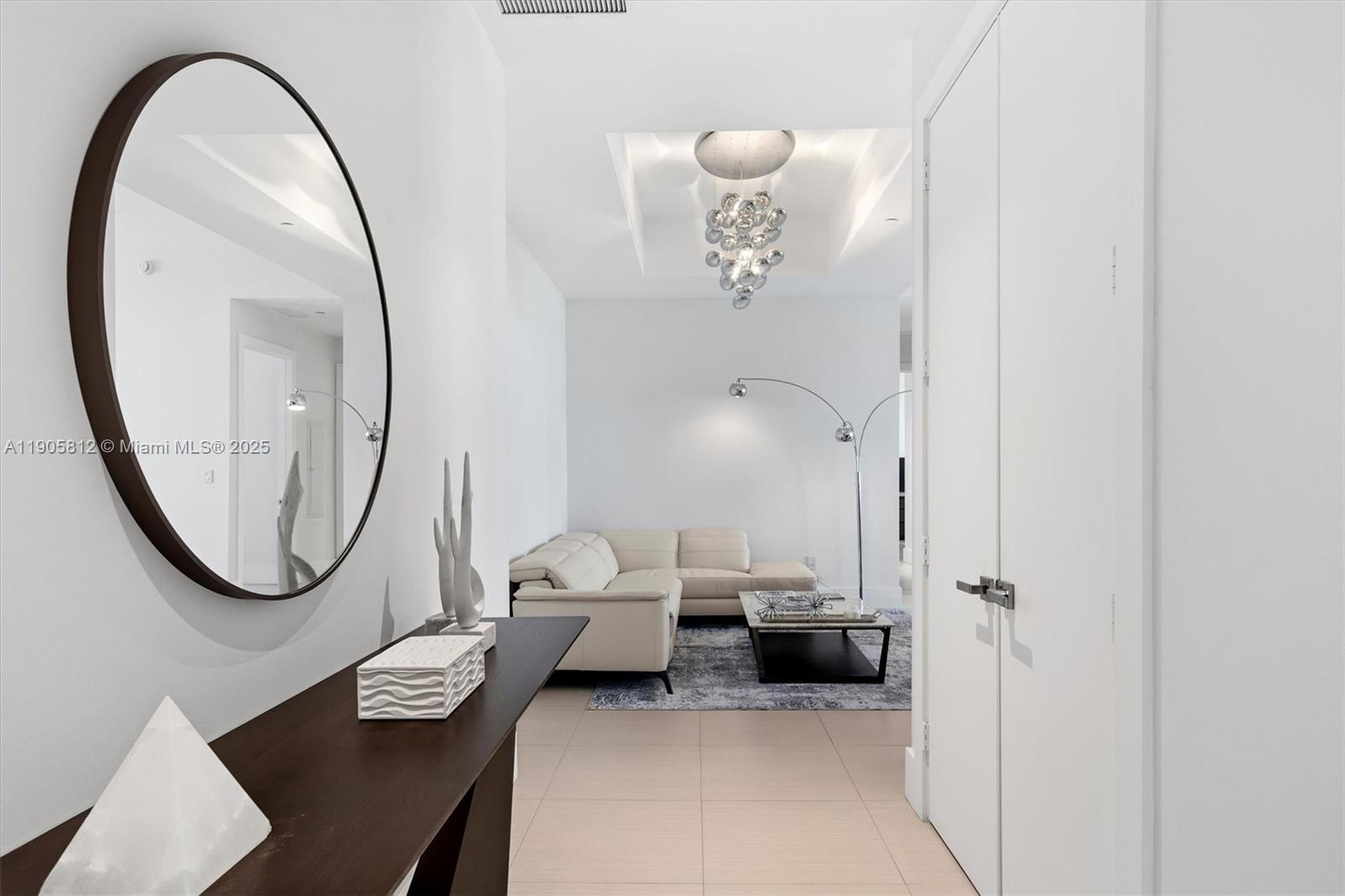 TDR TOWER III CONDO - Residential