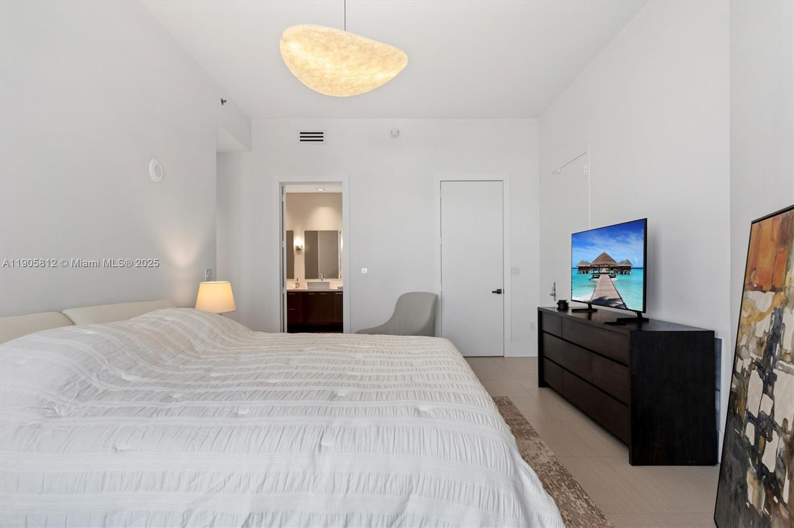 TDR TOWER III CONDO - Residential