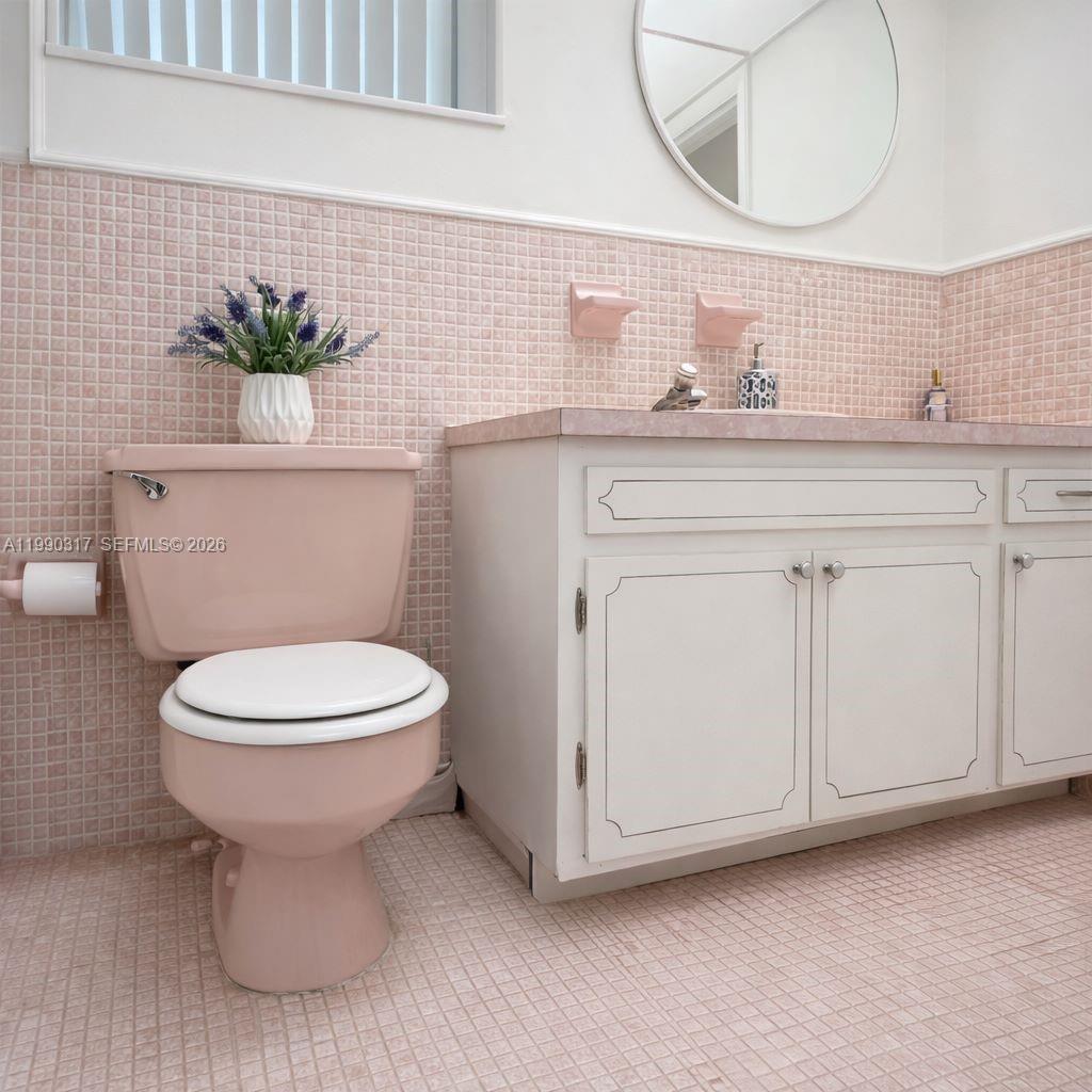 THIRD GULFSTREAM GARDEN - Residential