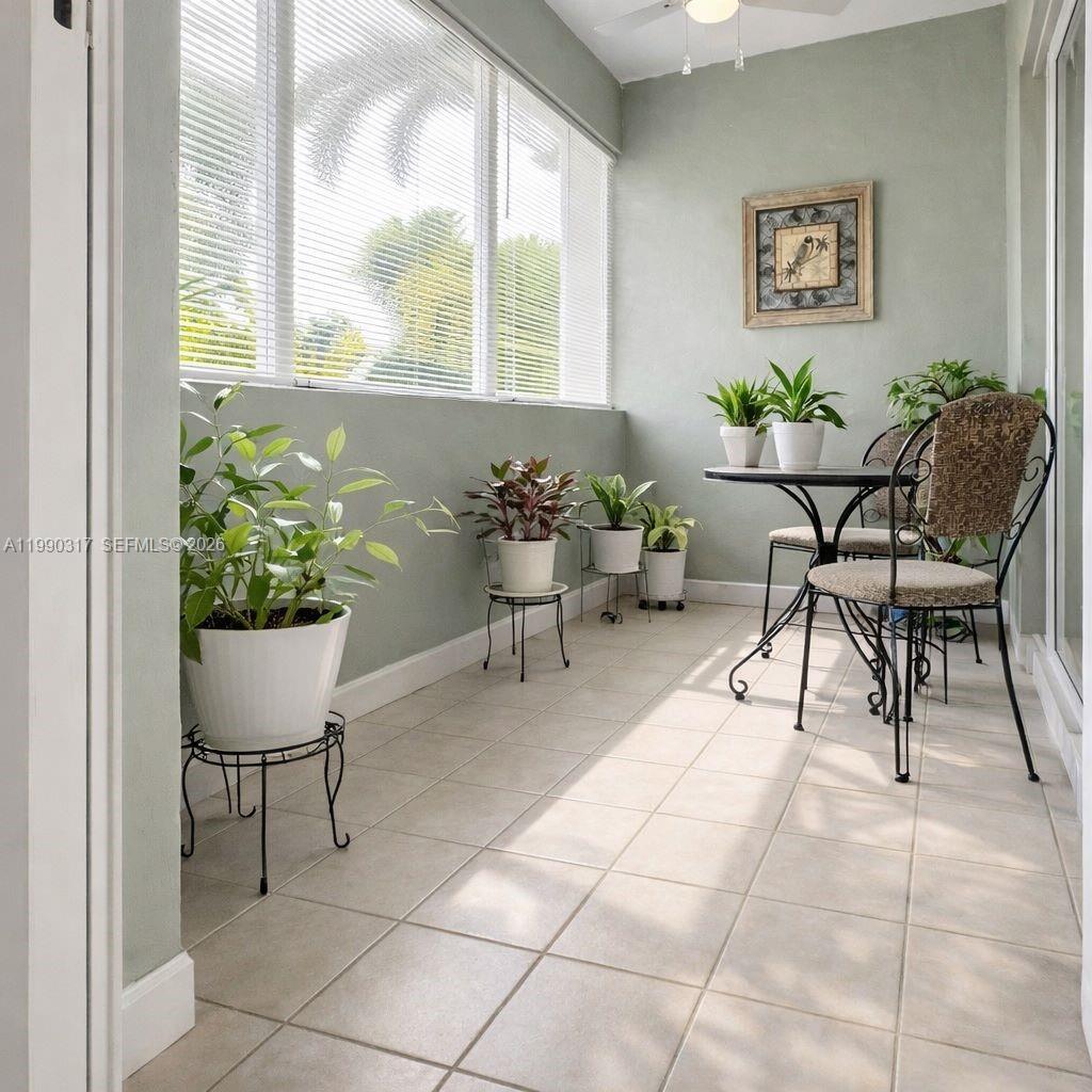 THIRD GULFSTREAM GARDEN - Residential