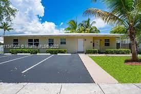This newly renovated studio with a spacious bathroom would be a perfect place to call home! Located centrally in Hollywood close to all major highways and Young Circle. PRICE INCLUDES WIFI AND UTILITIES.