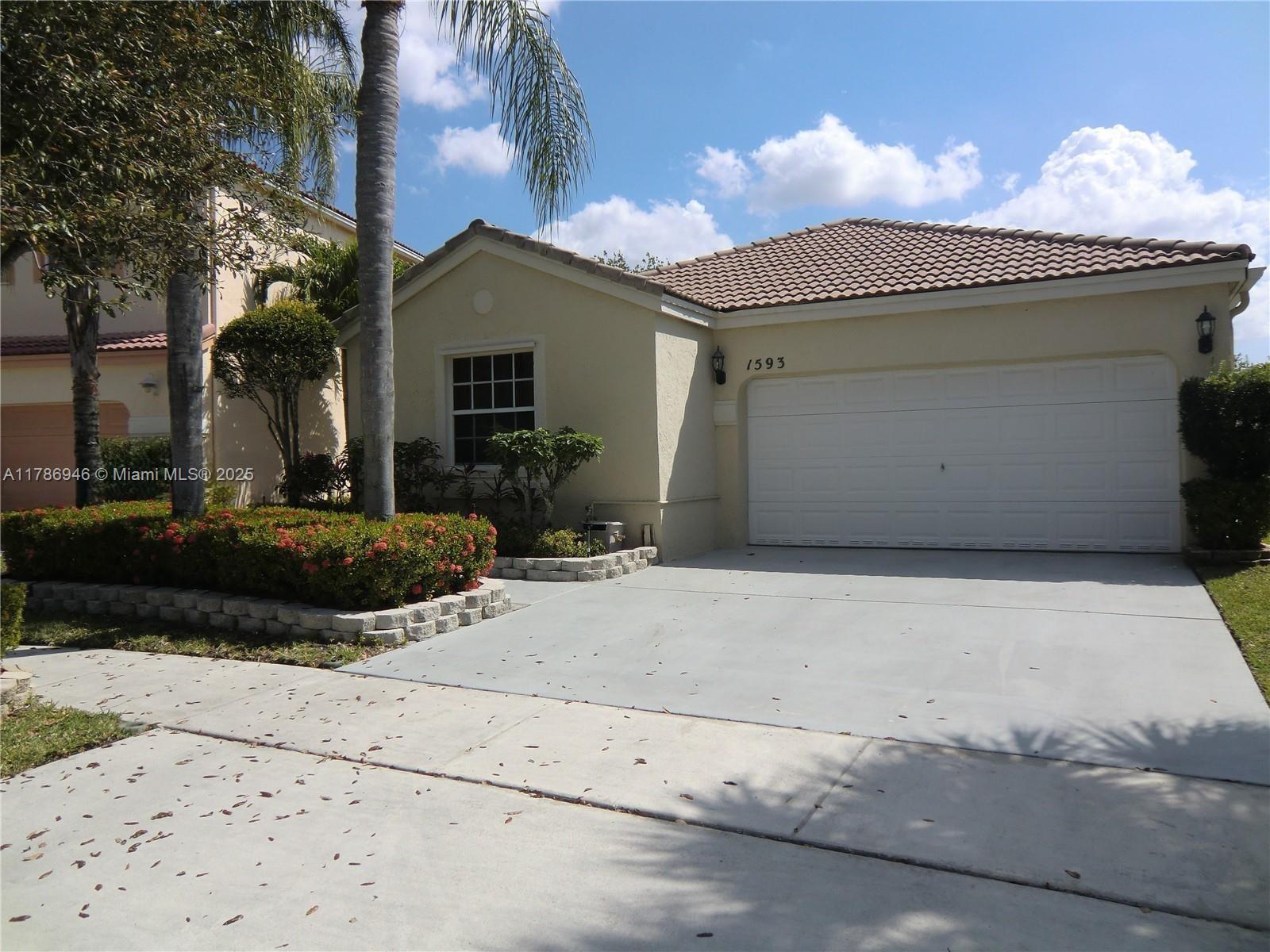 Rental Property at 1593 Nw 158th Ave, Pembroke Pines, Miami-Dade County, Florida - Bedrooms: 4 
Bathrooms: 2  - $3,600 MO.