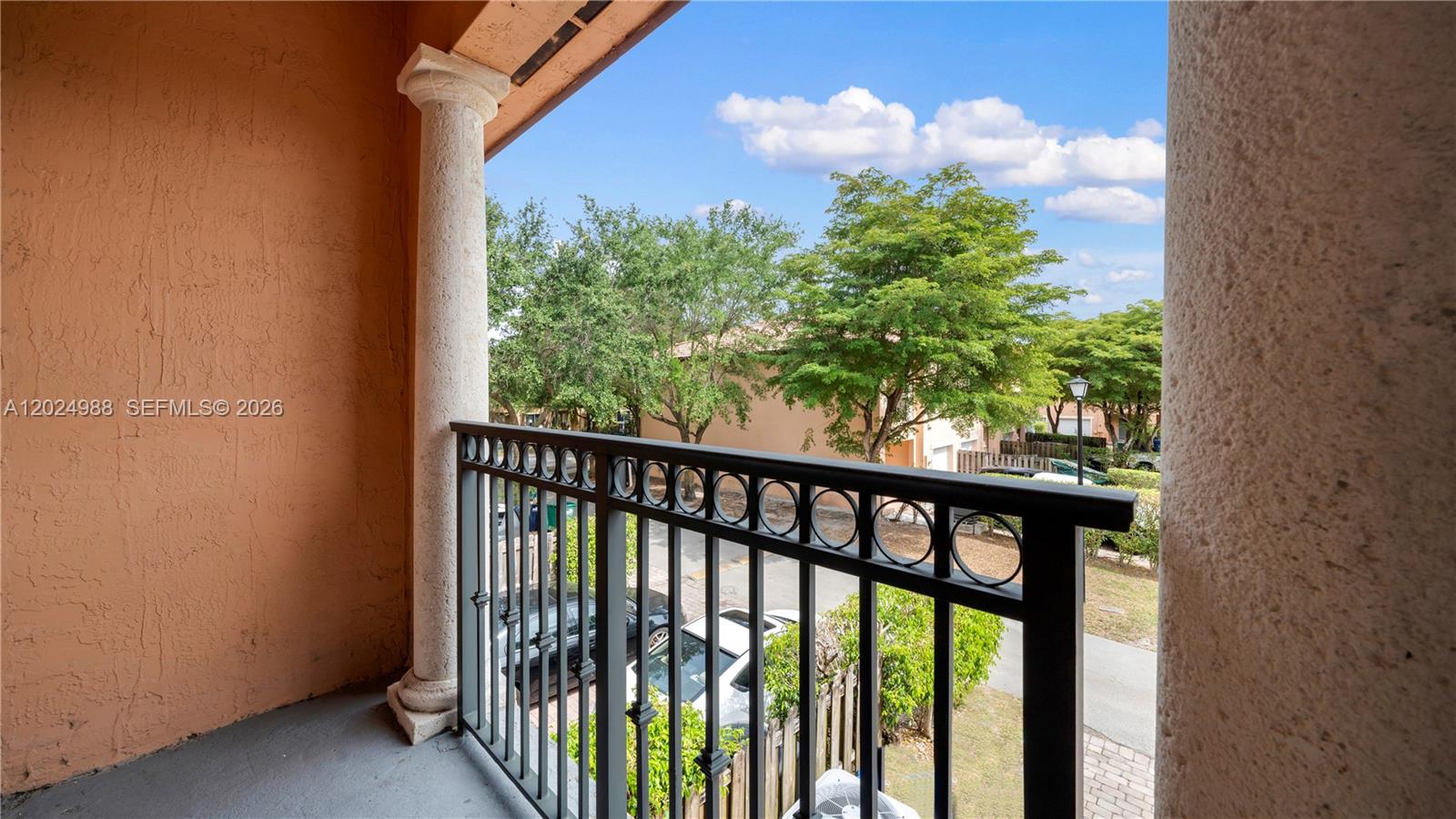 SILVER PALM HOMES - Residential