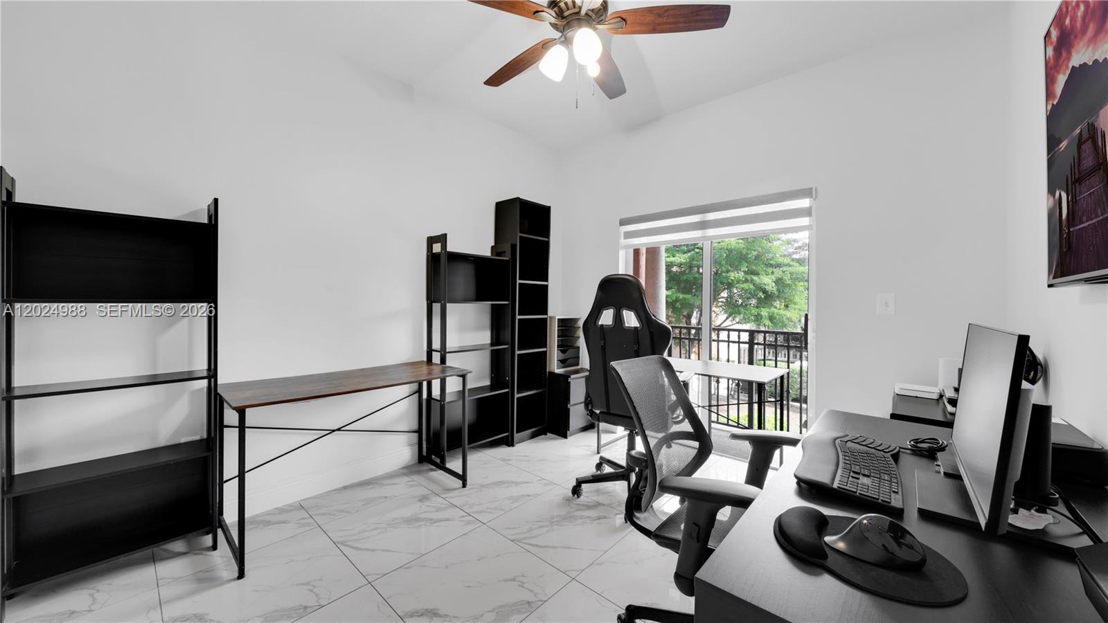 SILVER PALM HOMES - Residential