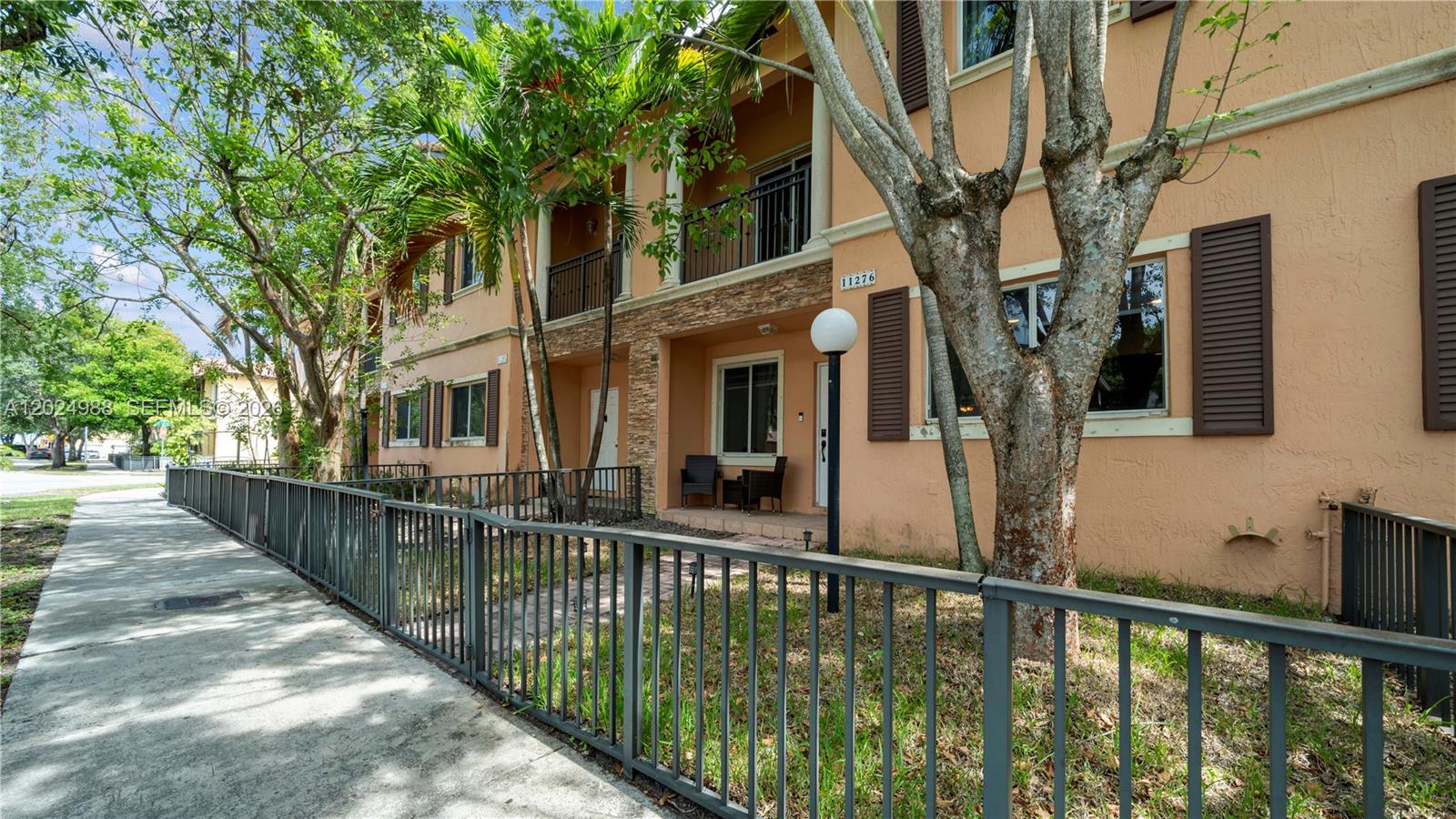 SILVER PALM HOMES - Residential