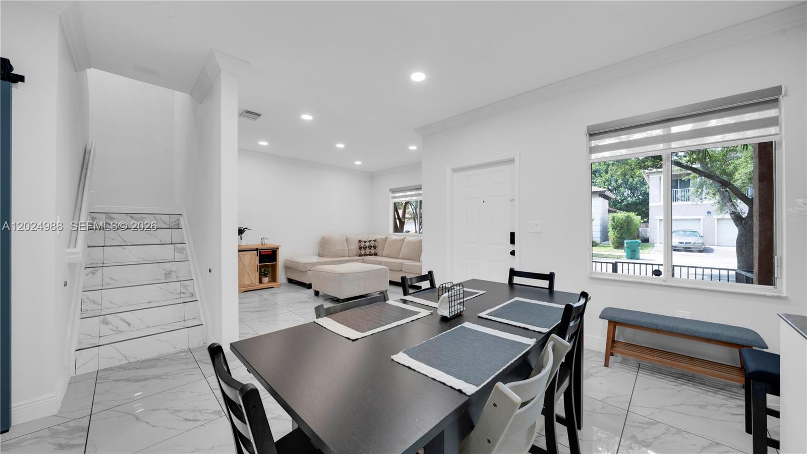 SILVER PALM HOMES - Residential