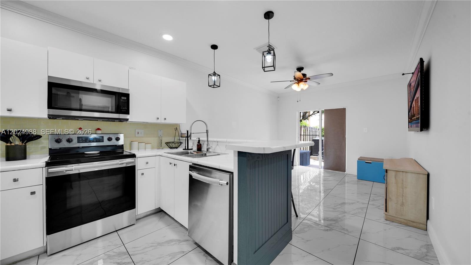 SILVER PALM HOMES - Residential