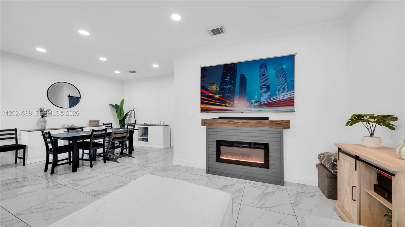 SILVER PALM HOMES - Residential