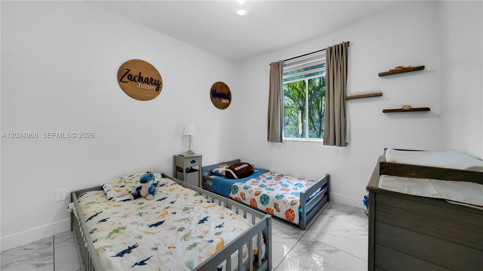 SILVER PALM HOMES - Residential
