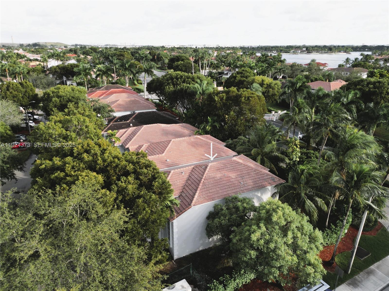 DORAL ISLES MARTINIQUE - Residential