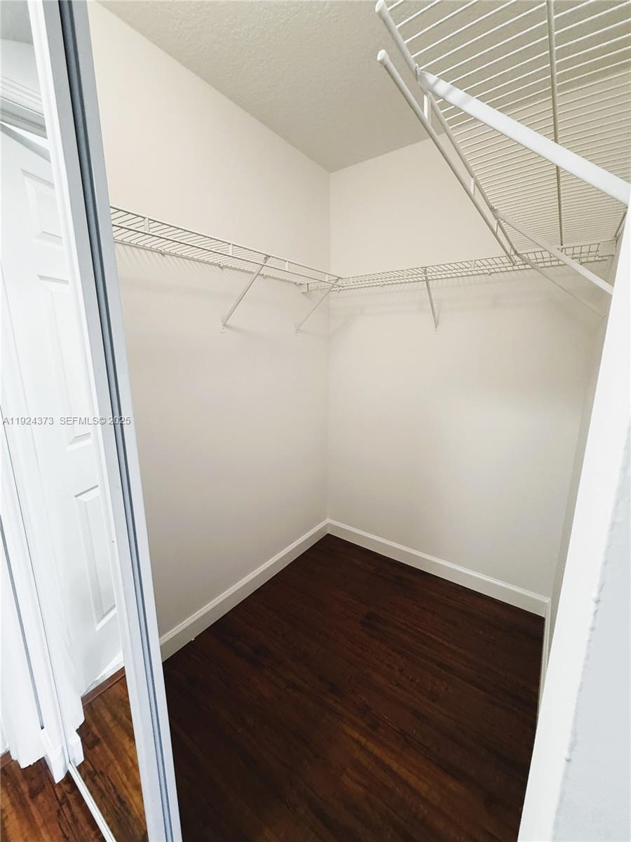 DORAL ISLES MARTINIQUE - Residential