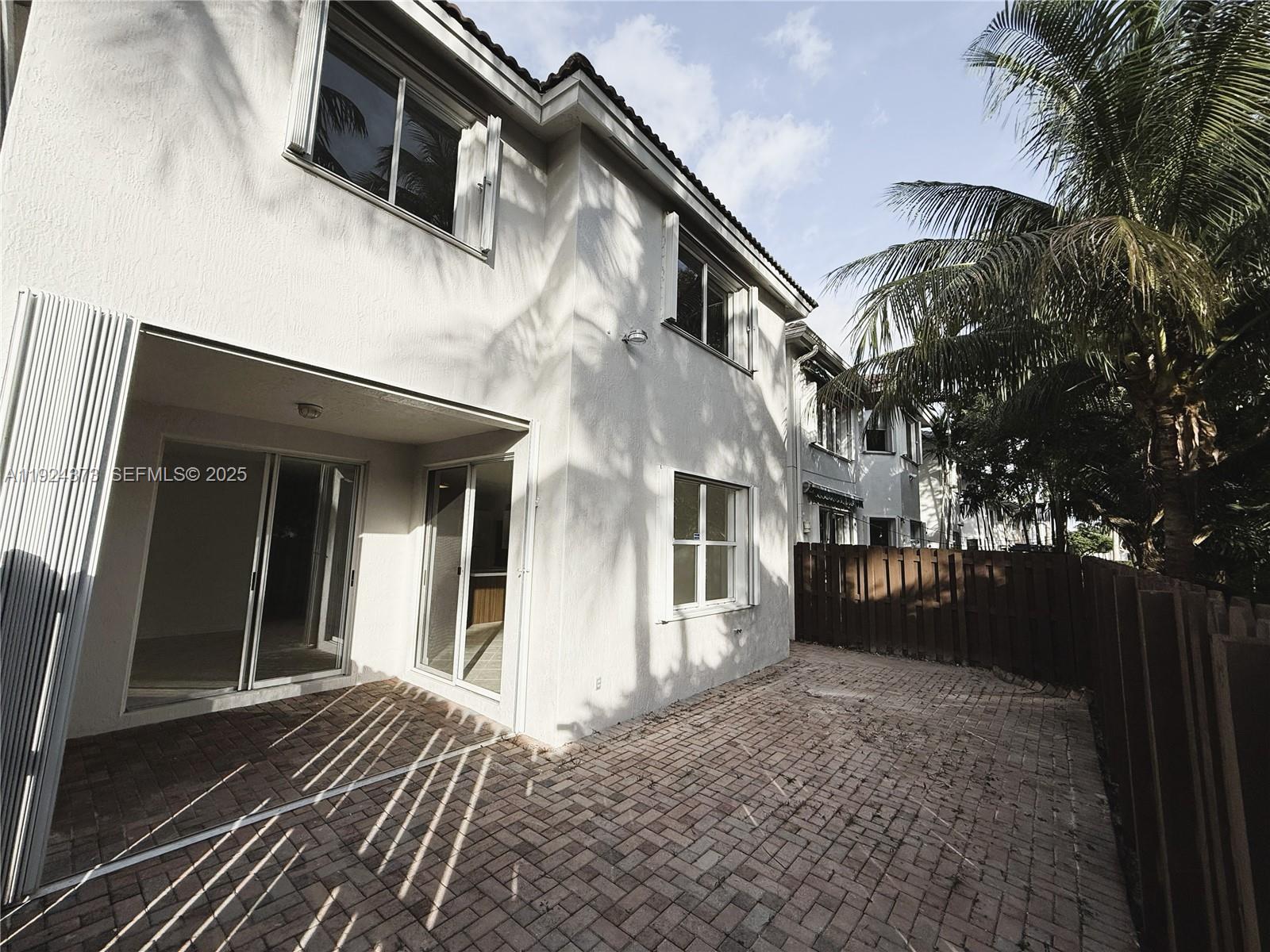 DORAL ISLES MARTINIQUE - Residential