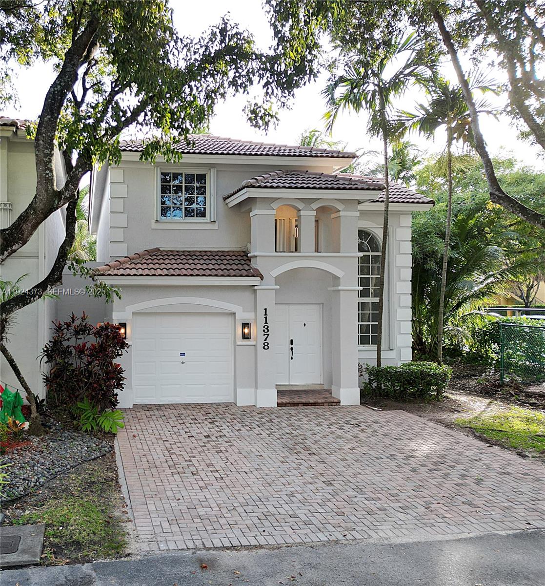 DORAL ISLES MARTINIQUE - Residential