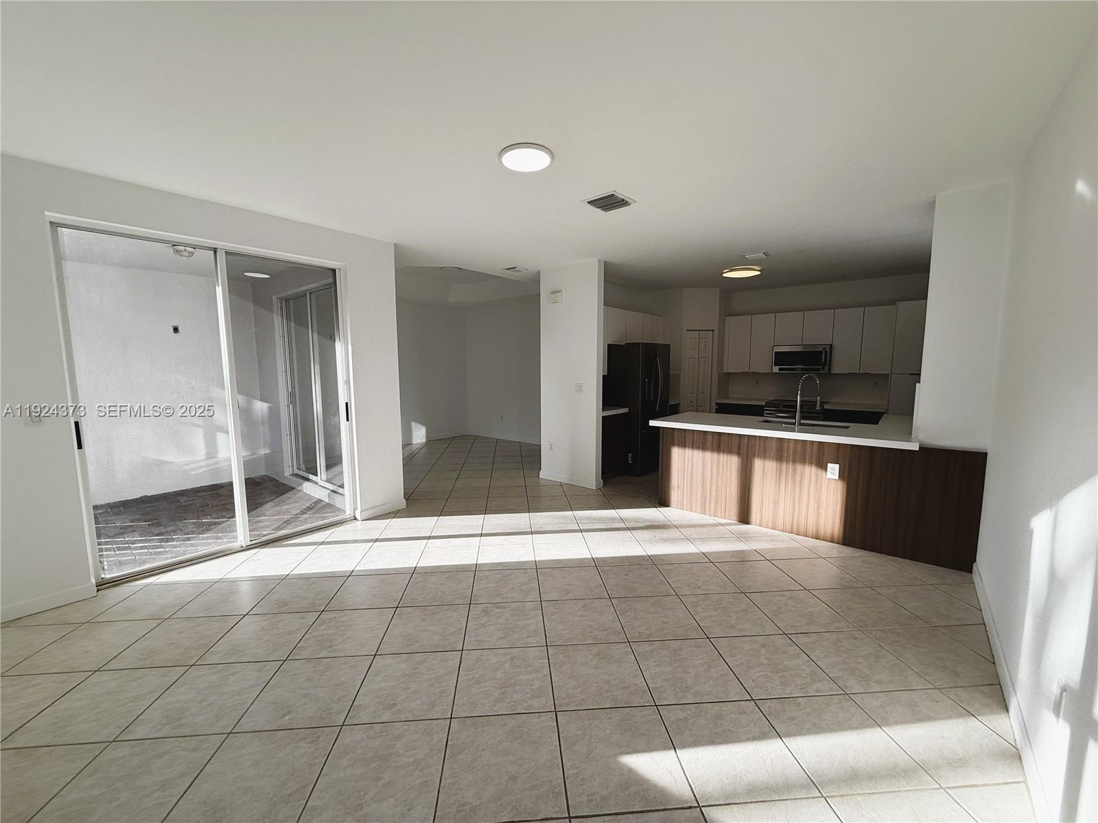 DORAL ISLES MARTINIQUE - Residential