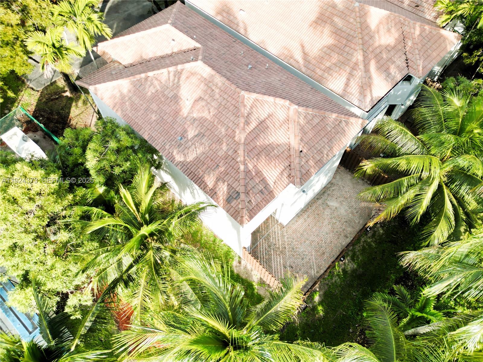 DORAL ISLES MARTINIQUE - Residential