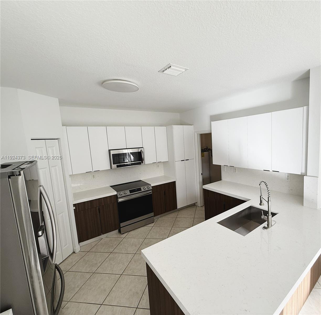 DORAL ISLES MARTINIQUE - Residential