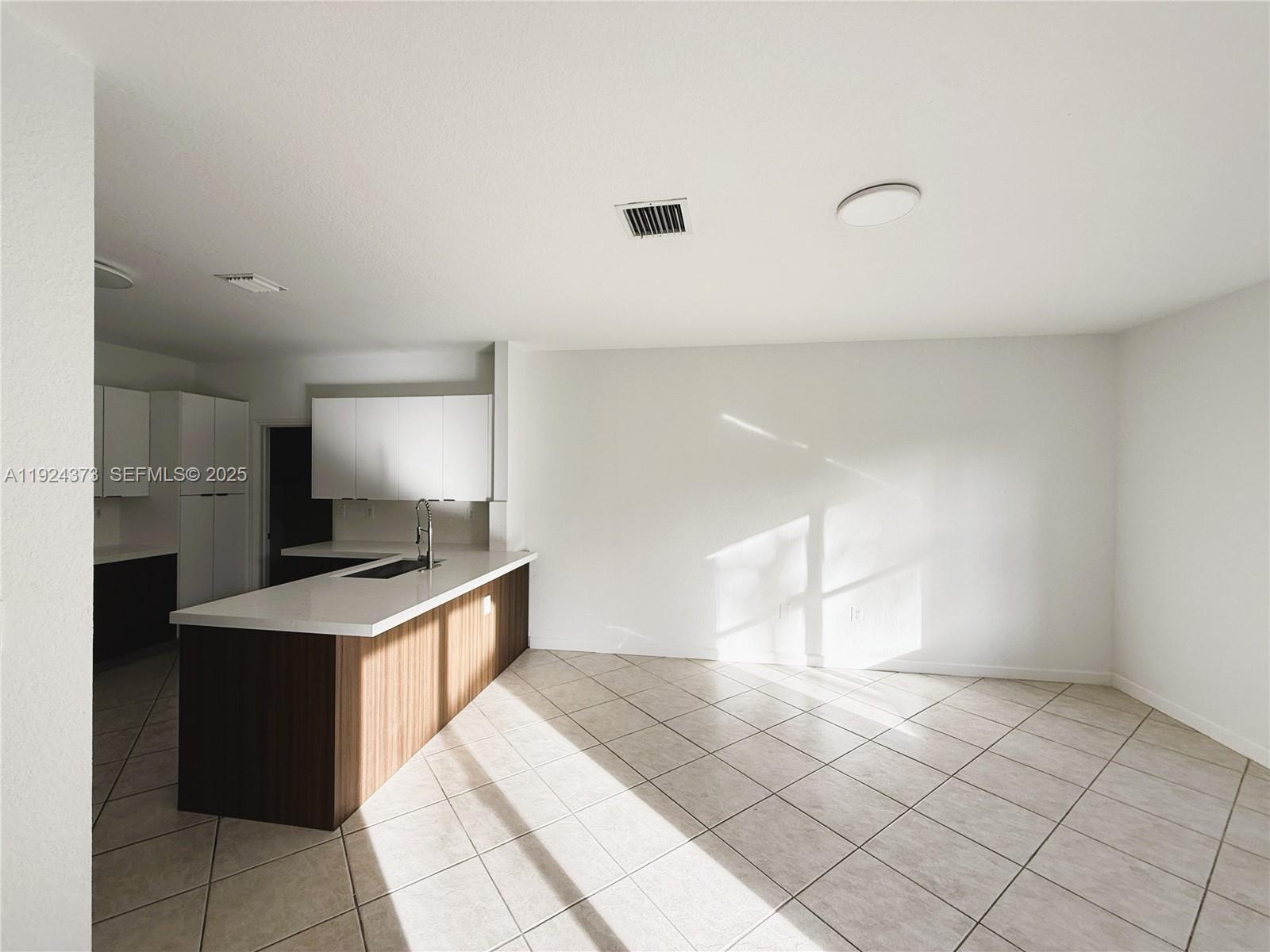 DORAL ISLES MARTINIQUE - Residential