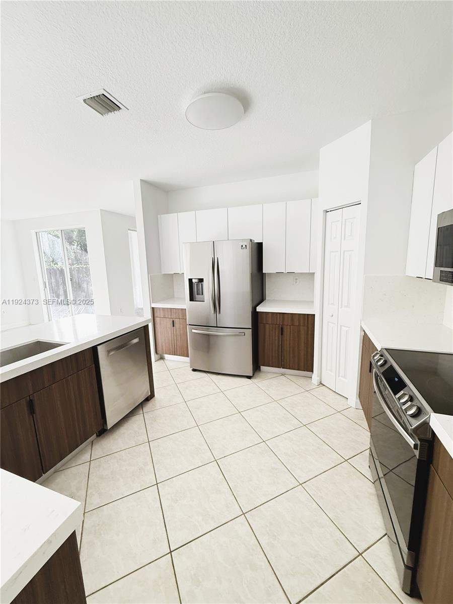 DORAL ISLES MARTINIQUE - Residential